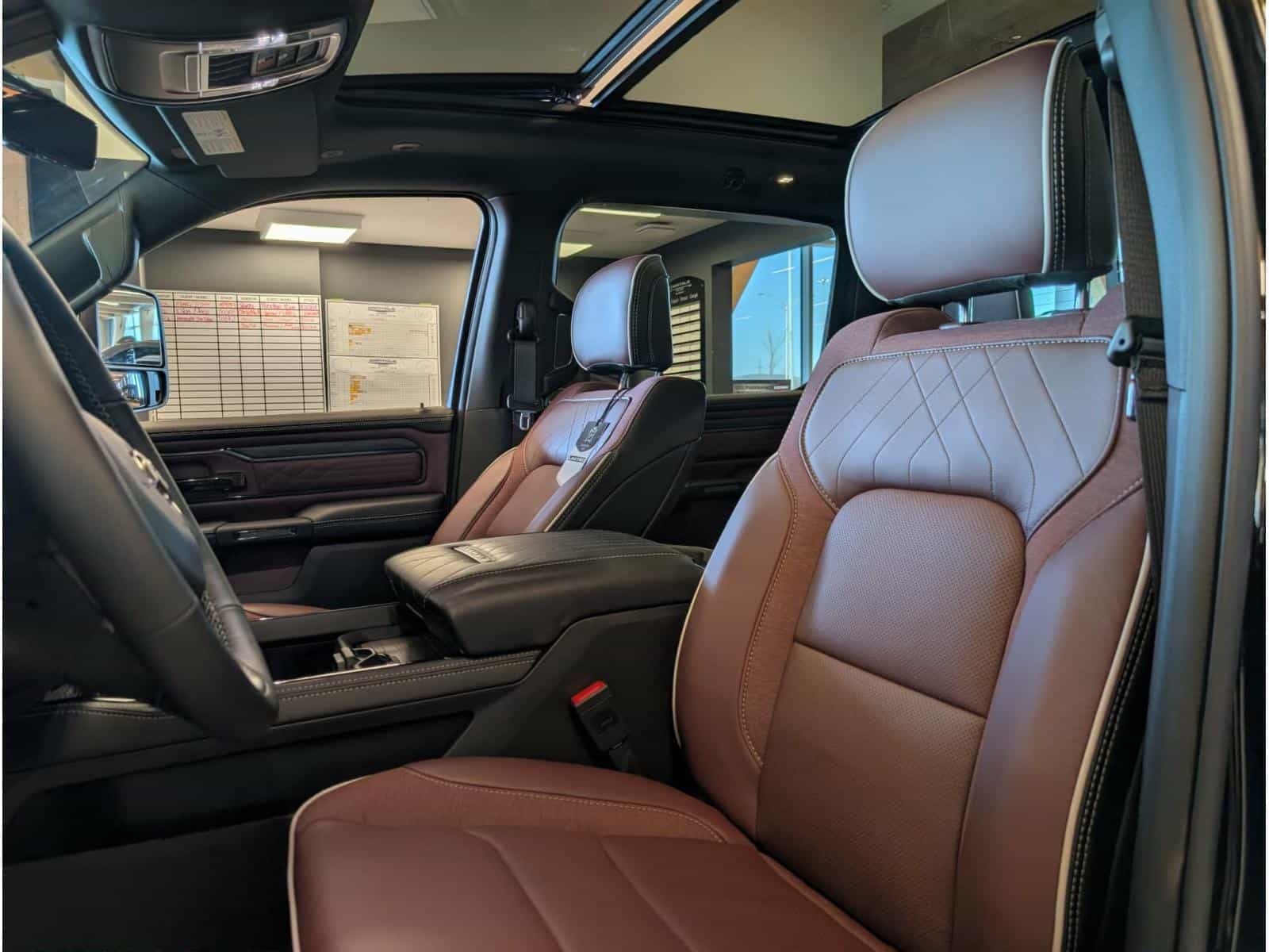 Image 6 RAM 1500 Limited 2026