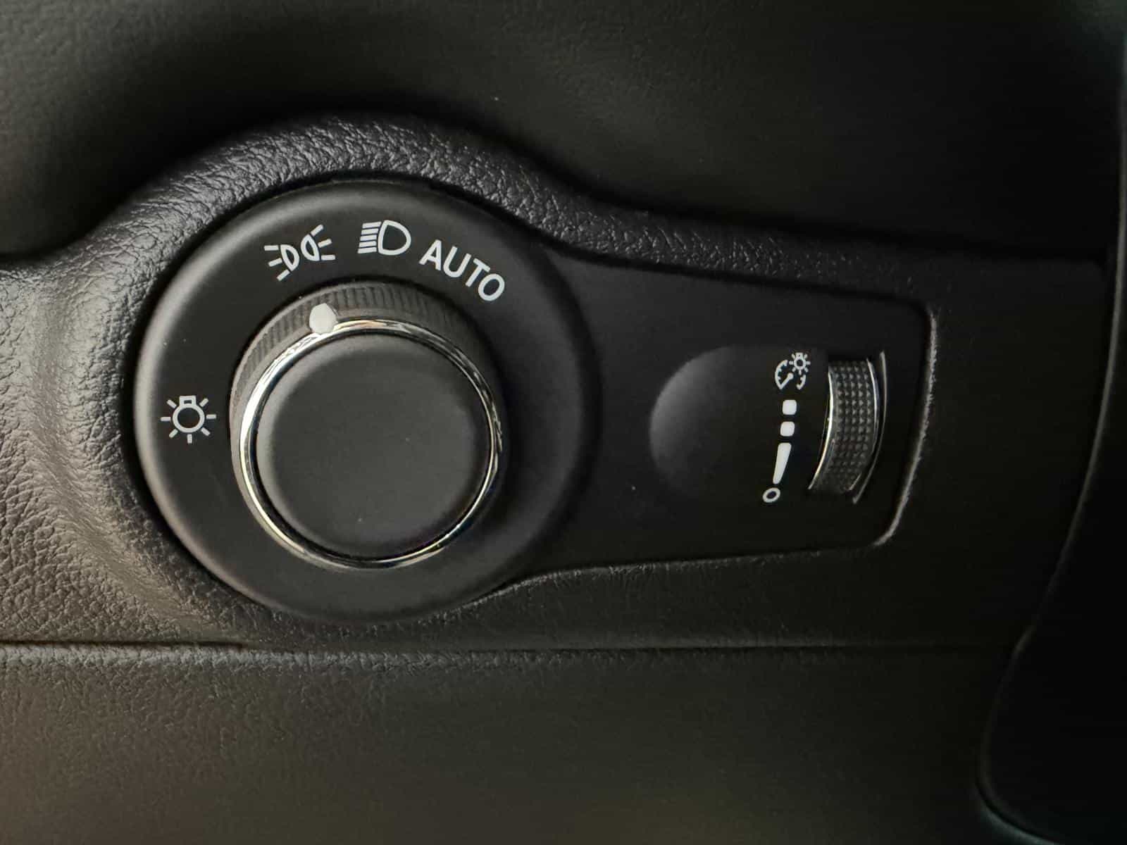 2025 Dodge DURANGO R/T R/T - Image 20