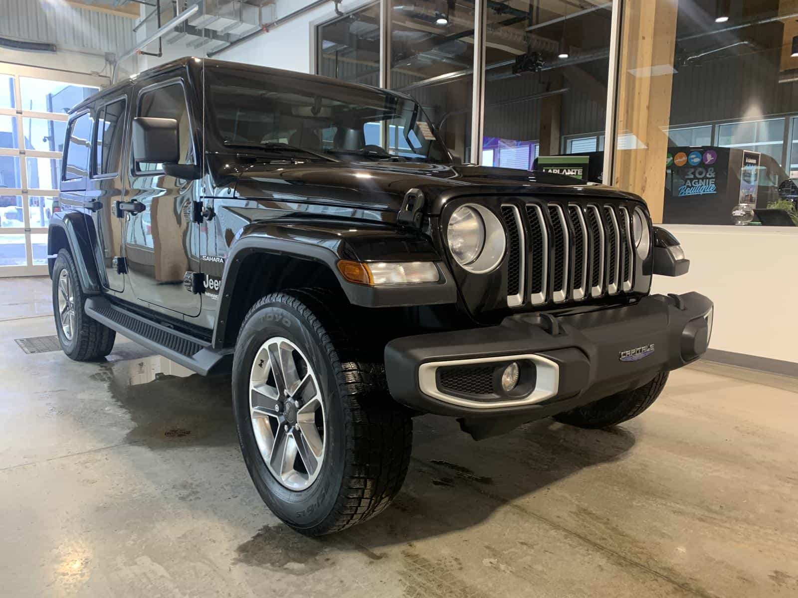 2021 Jeep WRANGLER UNLIMITED SAHARA Unlimited Sahara - Image 5