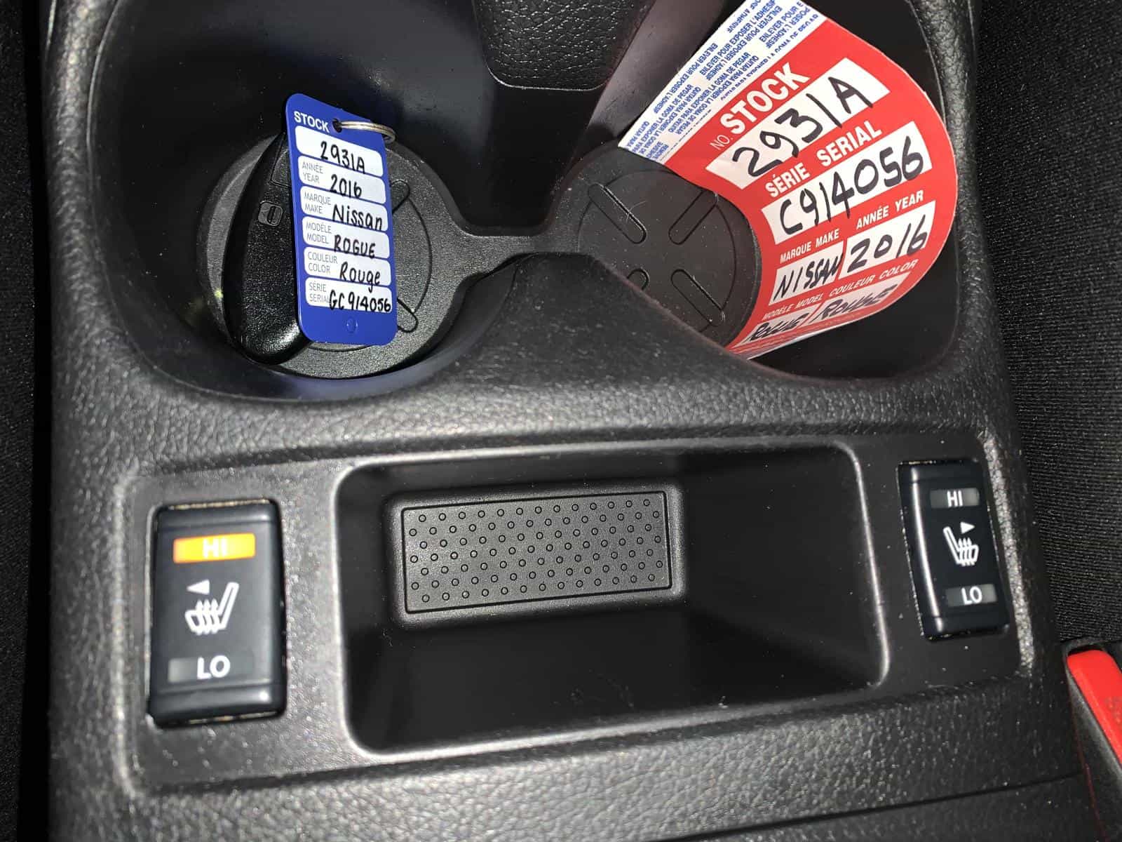 2016 Nissan Rogue SV - Image 18