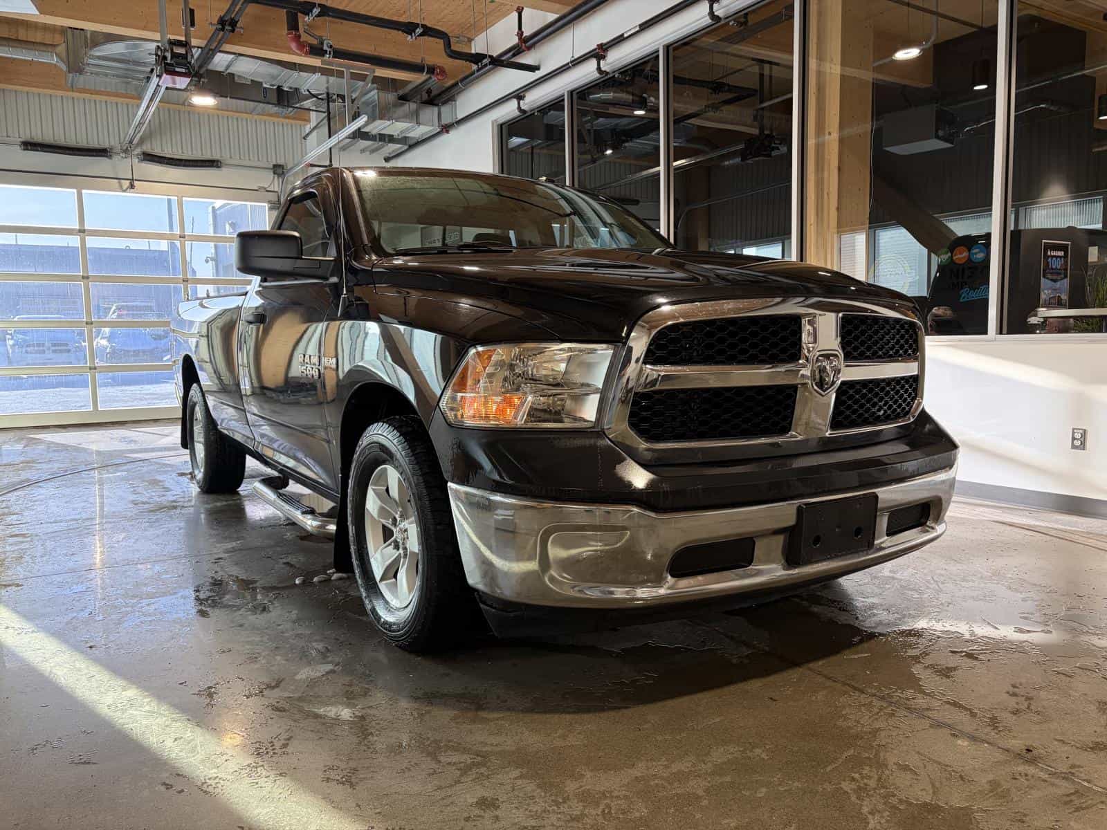 2015 RAM 1500 ST - Image 2