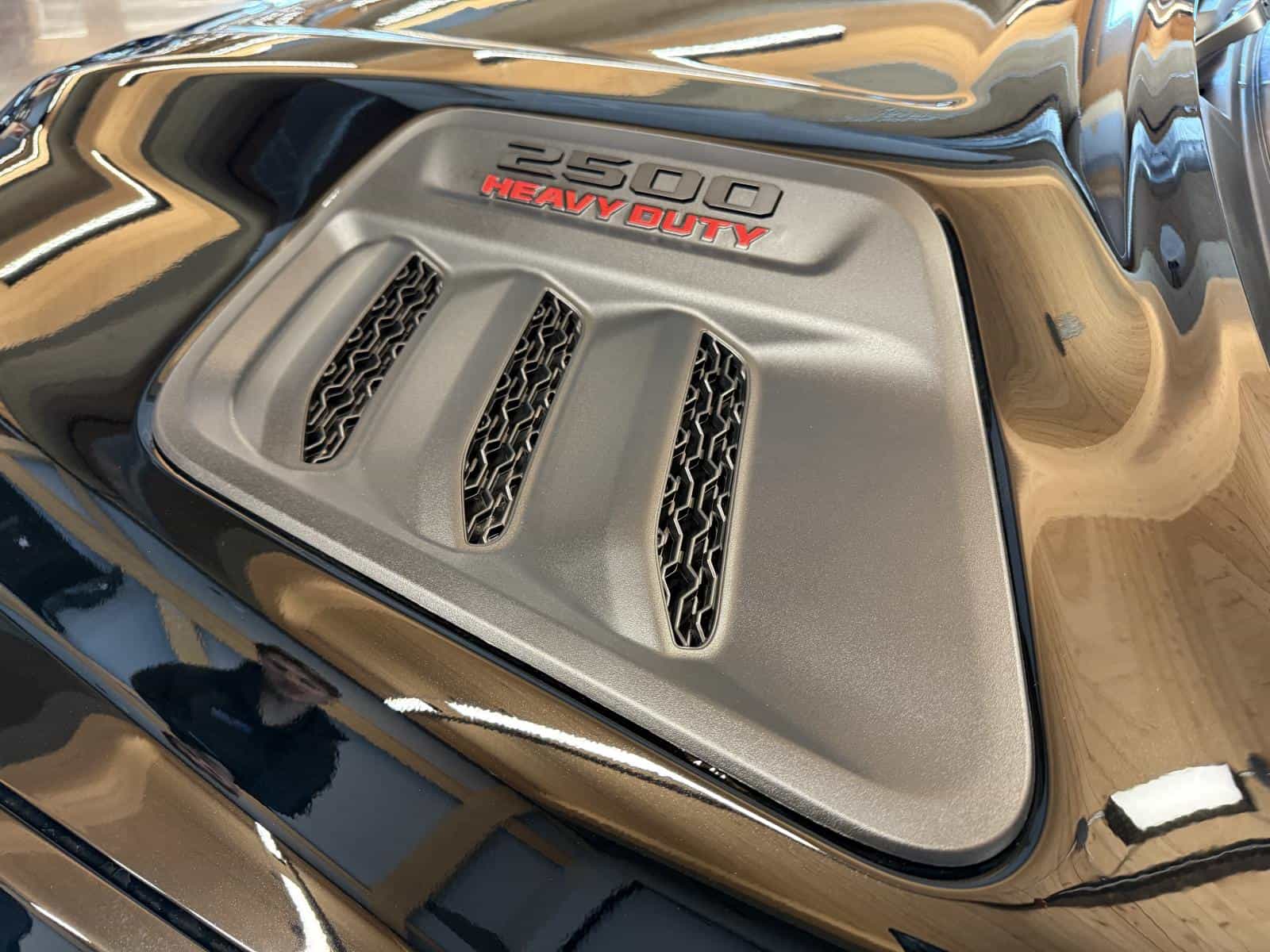 Image 17 RAM 2500 Limited 2026