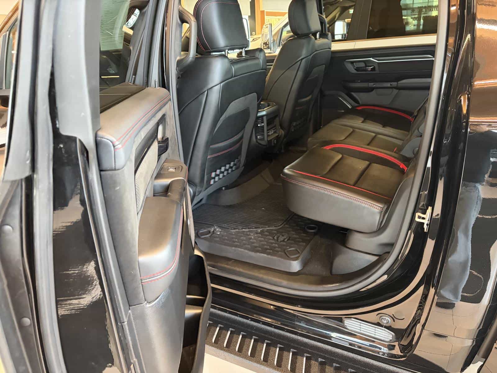 2025 RAM 1500 RHO - Image 8