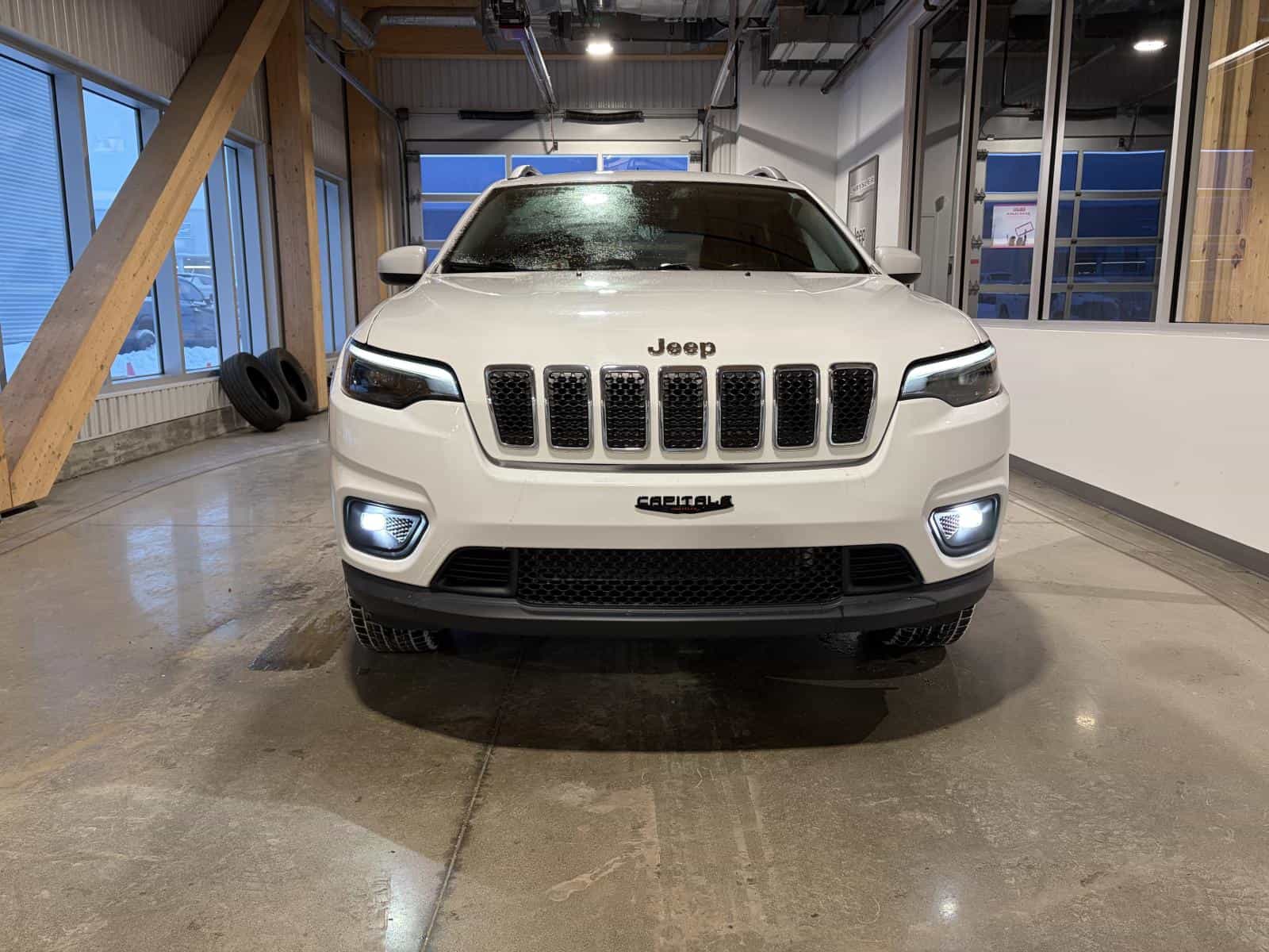 2019 Jeep Cherokee North - Image 3