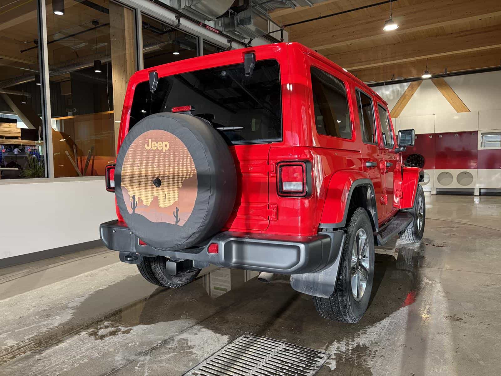 2021 Jeep Wrangler Unlimited Sahara - Image 4