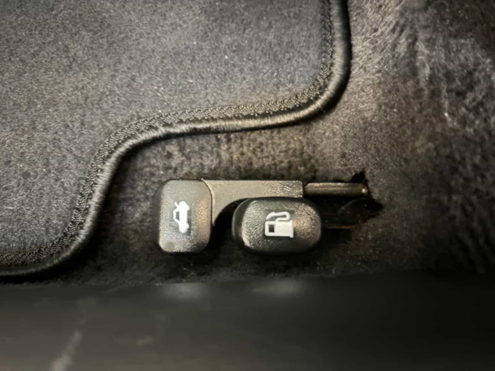 2019 Hyundai ELANTRA SEL/VALUE/LIMITED Preferred - Image 12