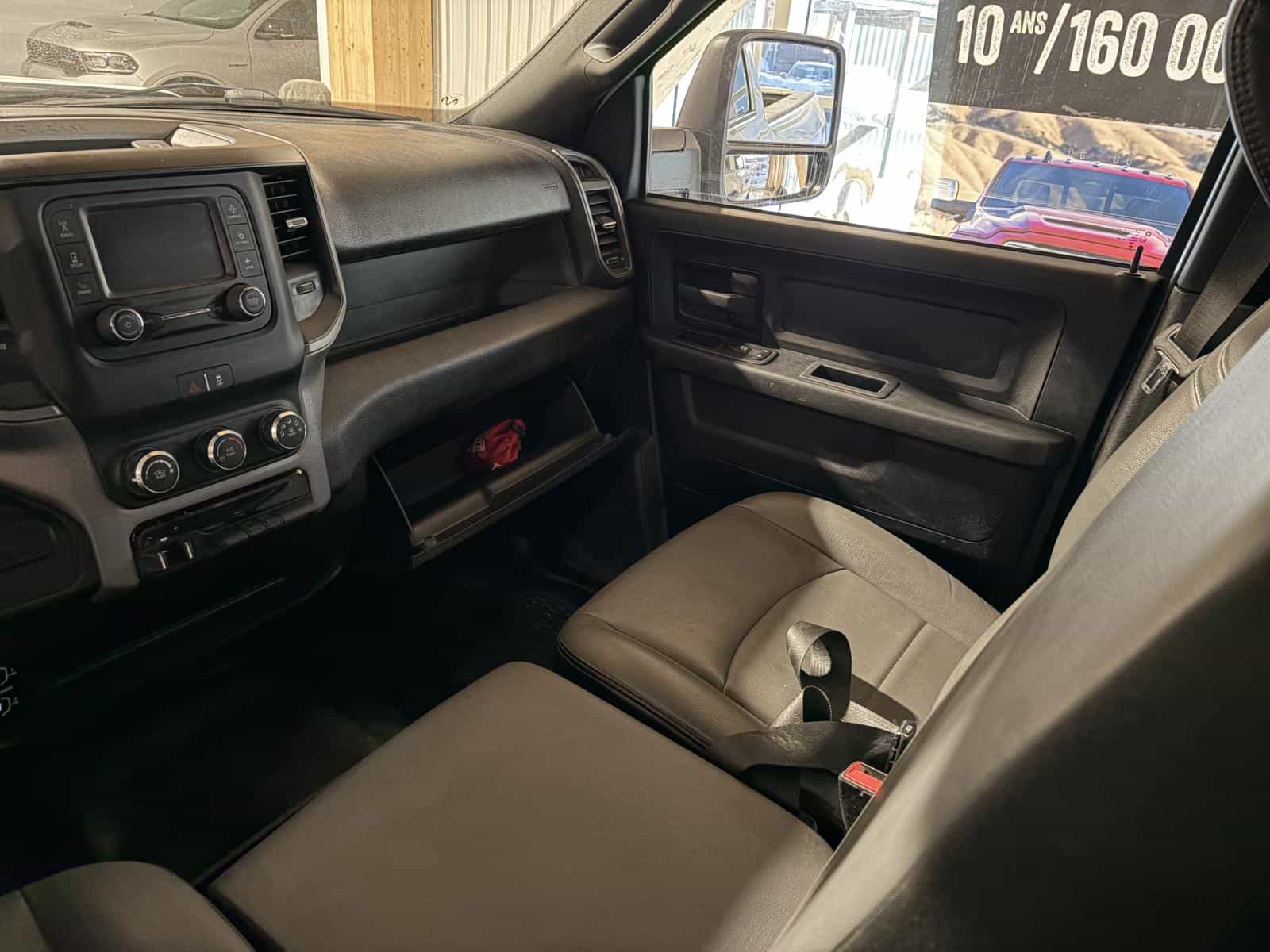 2023 RAM 2500 Tradesman Tradesman - Image 24