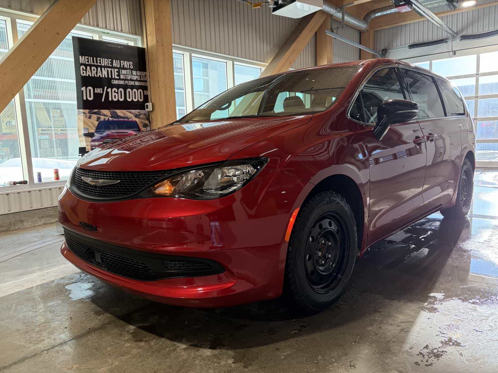 2026 Chrysler Grand Caravan SXT - Image 1