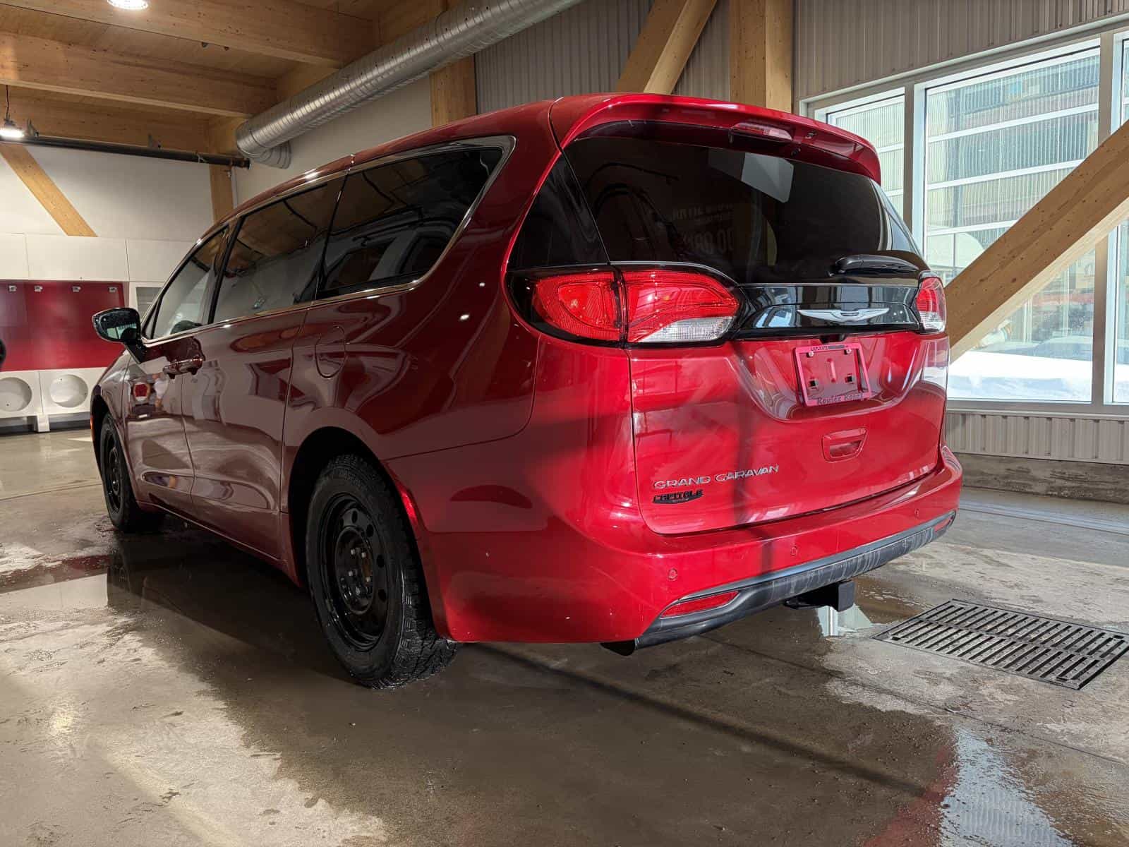 2026 Chrysler Grand Caravan SXT - Image 2