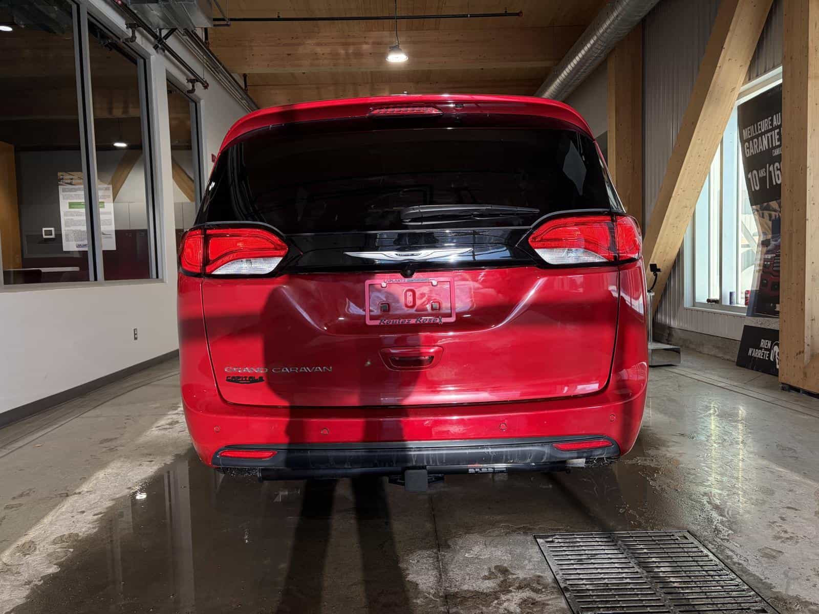 2026 Chrysler Grand Caravan SXT - Image 3