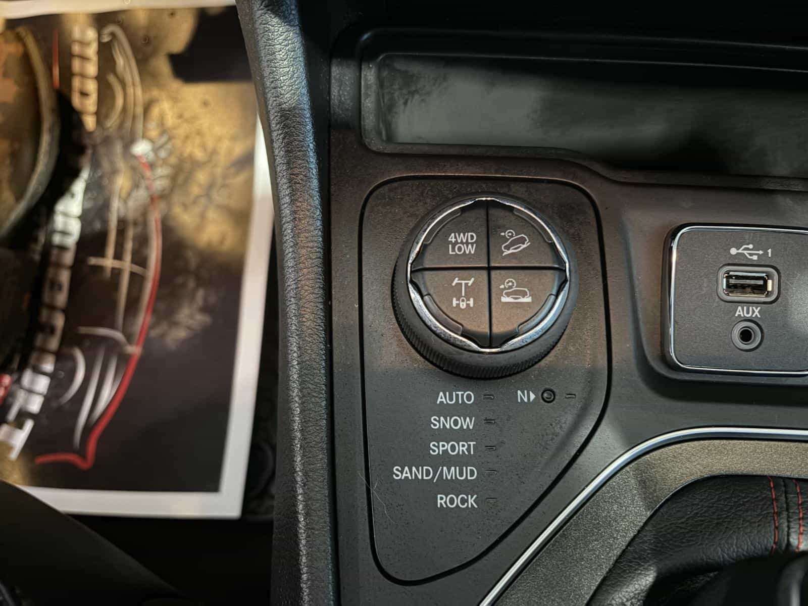 2022 Jeep Cherokee Trailhawk - Image 20