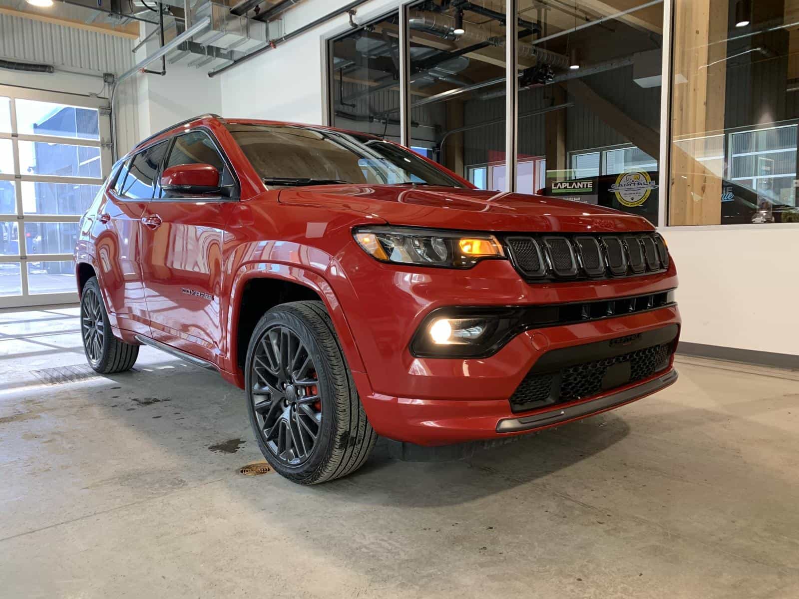 2022 Jeep Compass Limited - Image 4