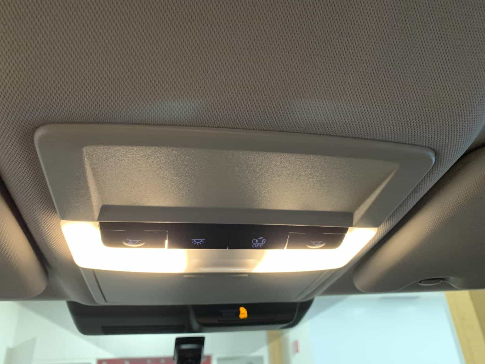 2024 Mitsubishi Outlander ES - Image 28