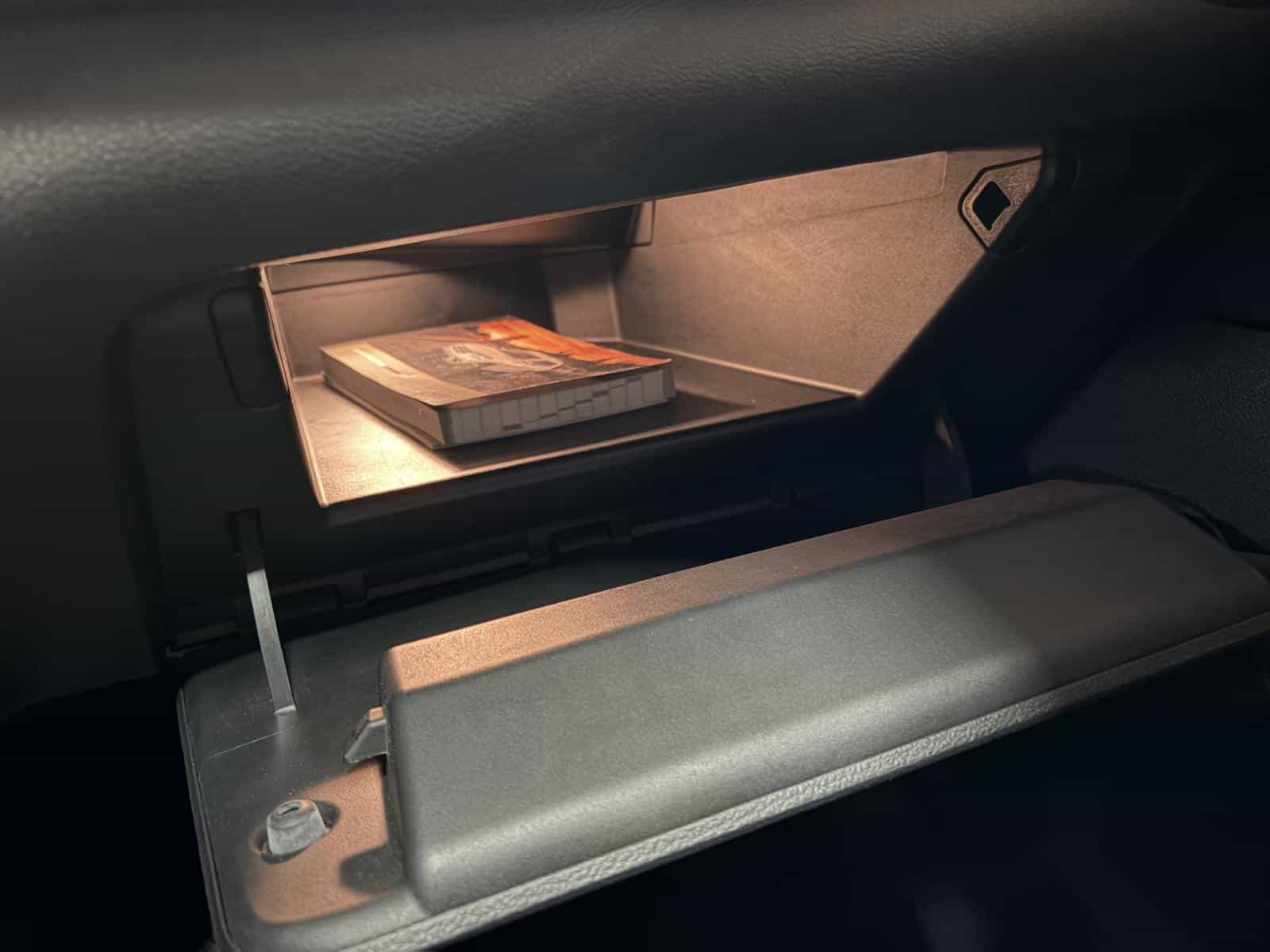 2019 Jeep Cherokee Trailhawk - Image 24