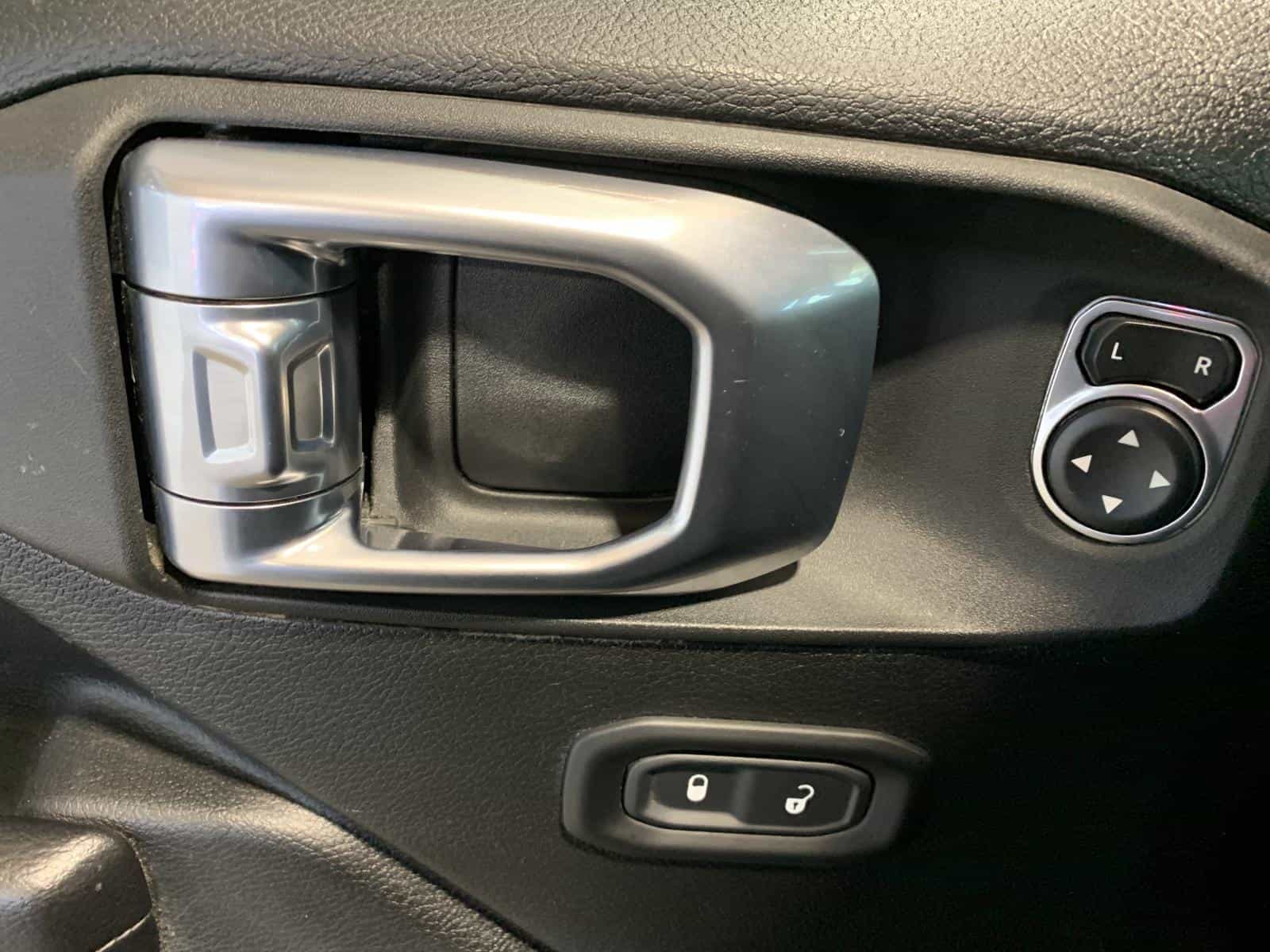 2021 Jeep Wrangler Ultd Rubicon 4XE - Image 22