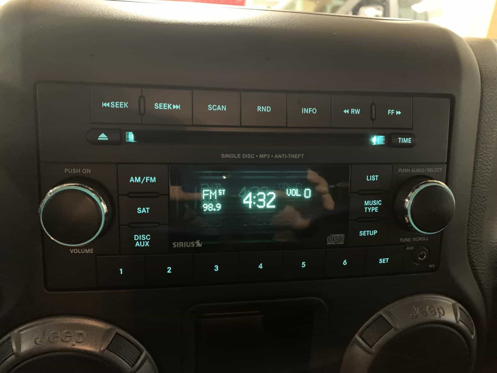 2018 Jeep Wrangler Sport Sport - Image 13