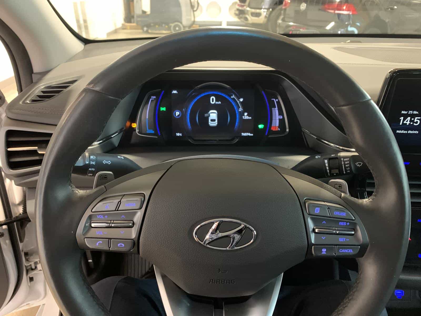 2021 Hyundai Iconiq Preferred - Image 13
