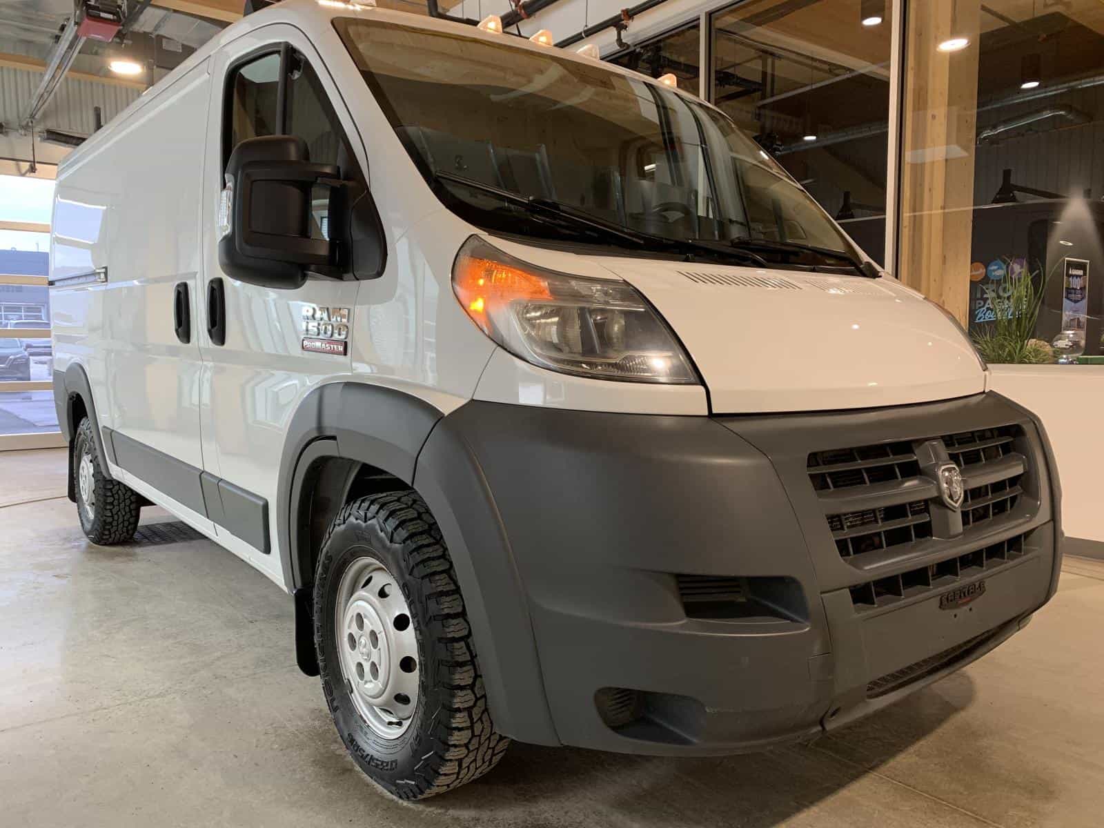 2015 RAM ProMaster 1500 Std Roof - Image 4
