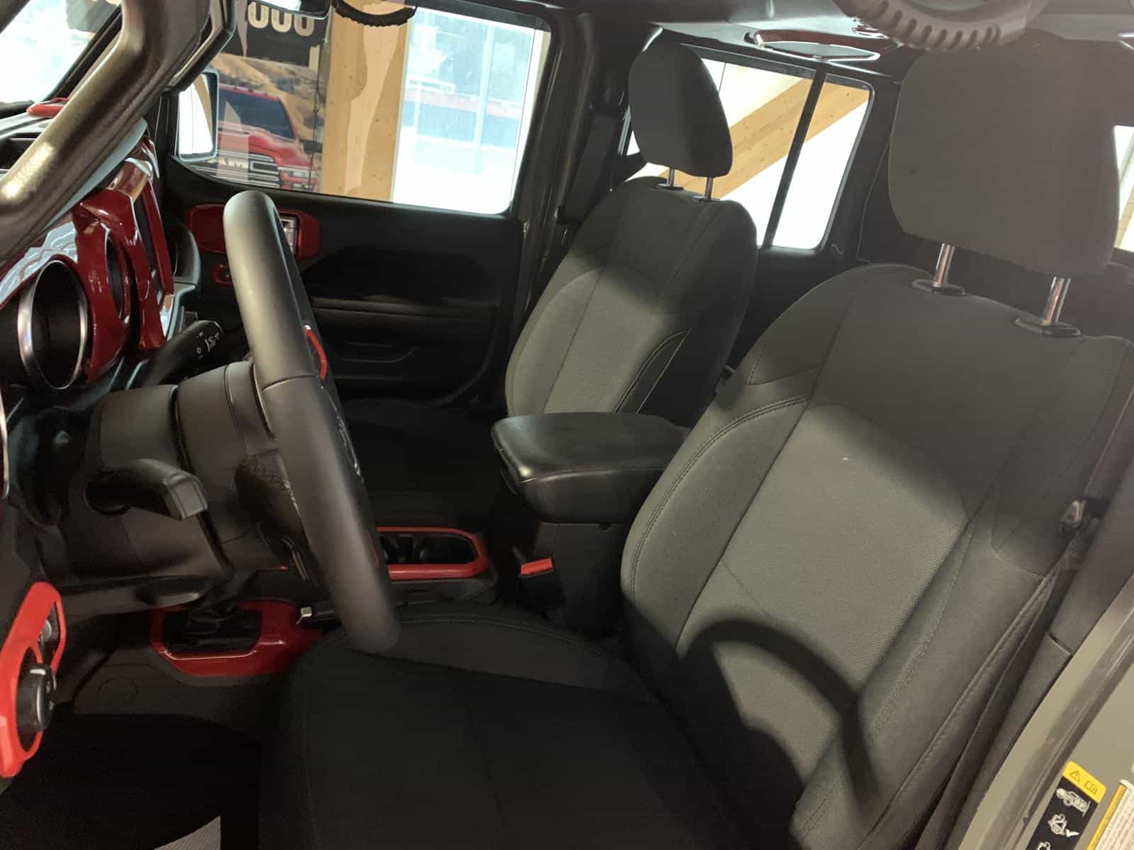 2022 Jeep Gladiator Sport S - Image 12