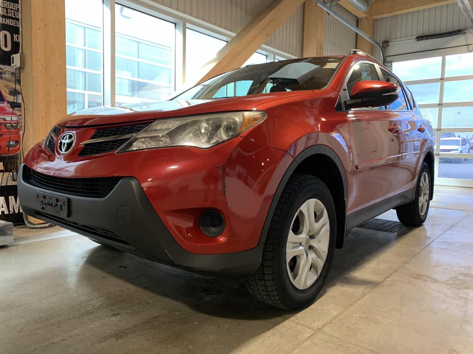 2015 Toyota Rav4 LE - Image 1
