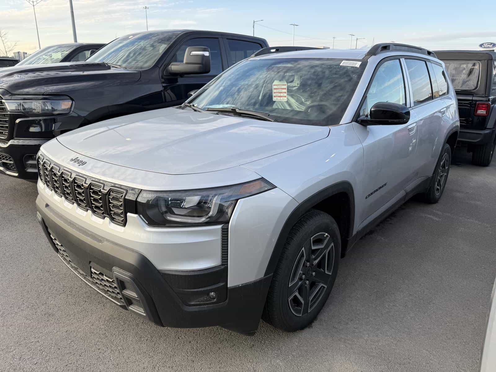 Image 1 Jeep Cherokee Limited 2026