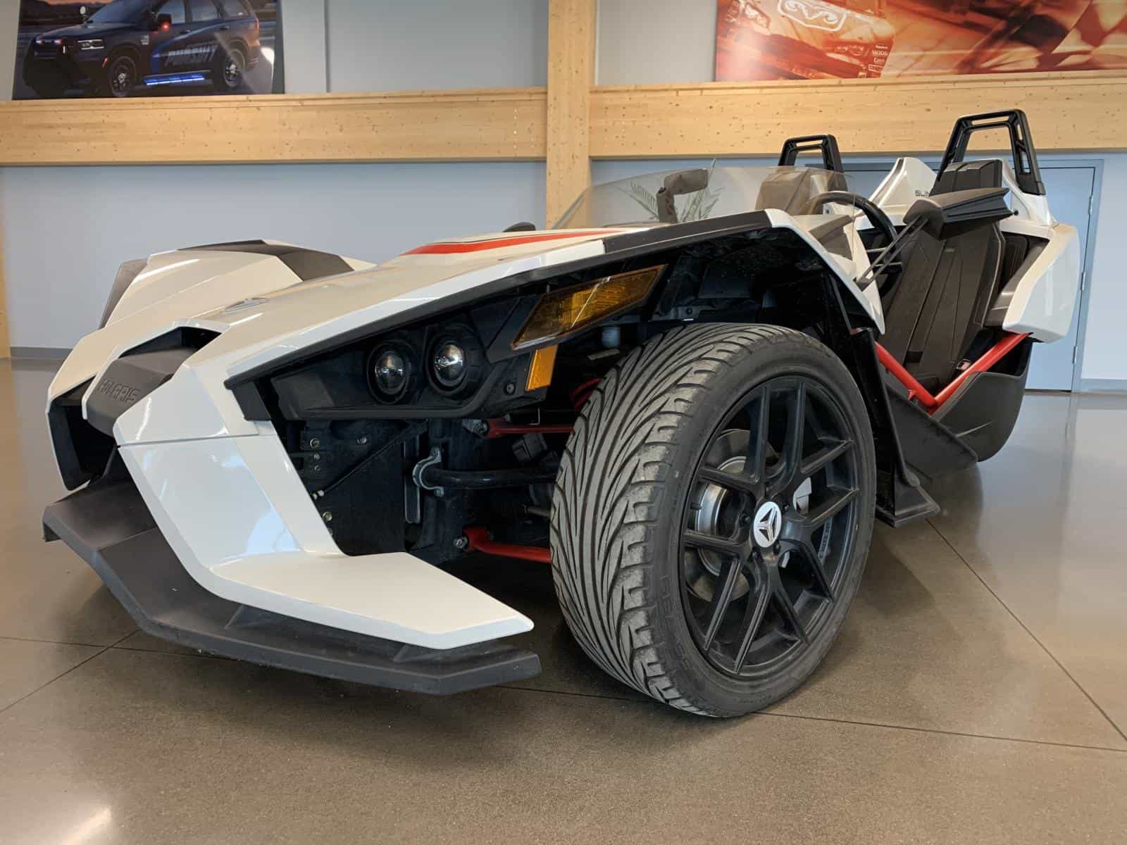 Image 1 Polaris Slingshot 2016