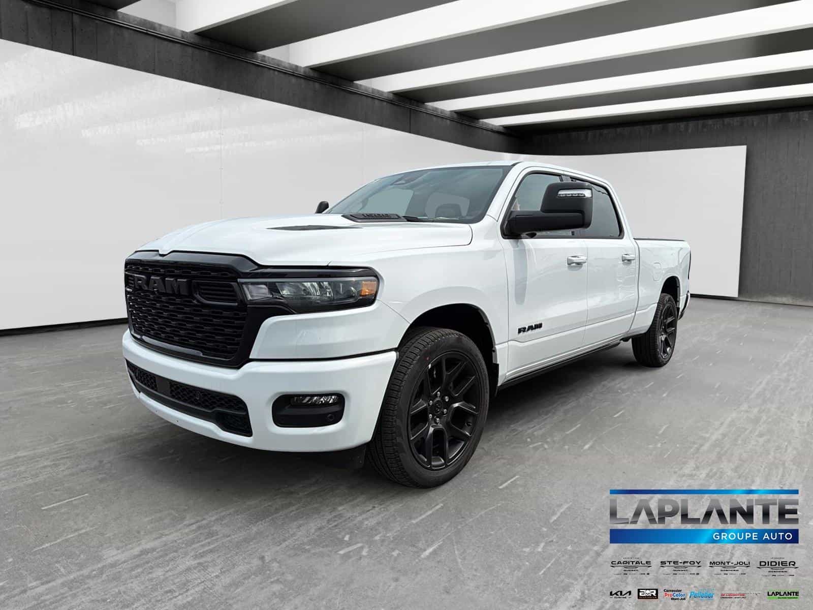 Image 1 RAM 1500 Sport 2026
