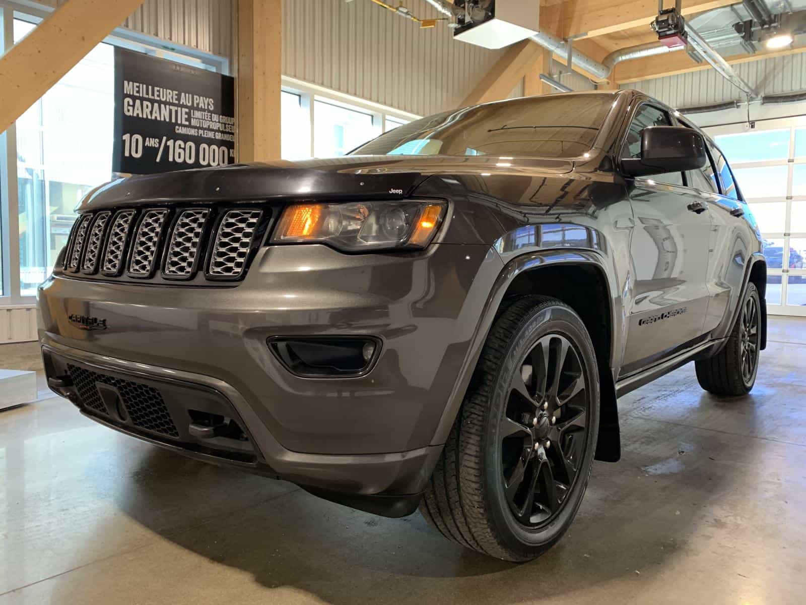 Image 1 Jeep Grand Cherokee Laredo Altitude 2021
