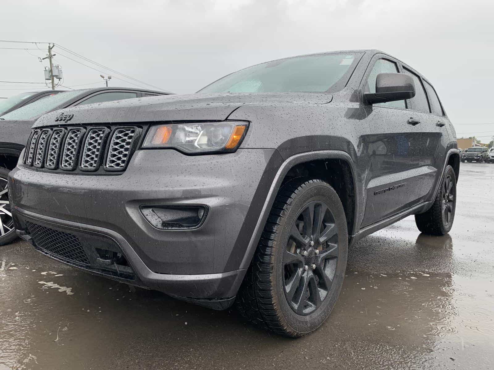 Image 1 Jeep Grand Cherokee Altitude 2019