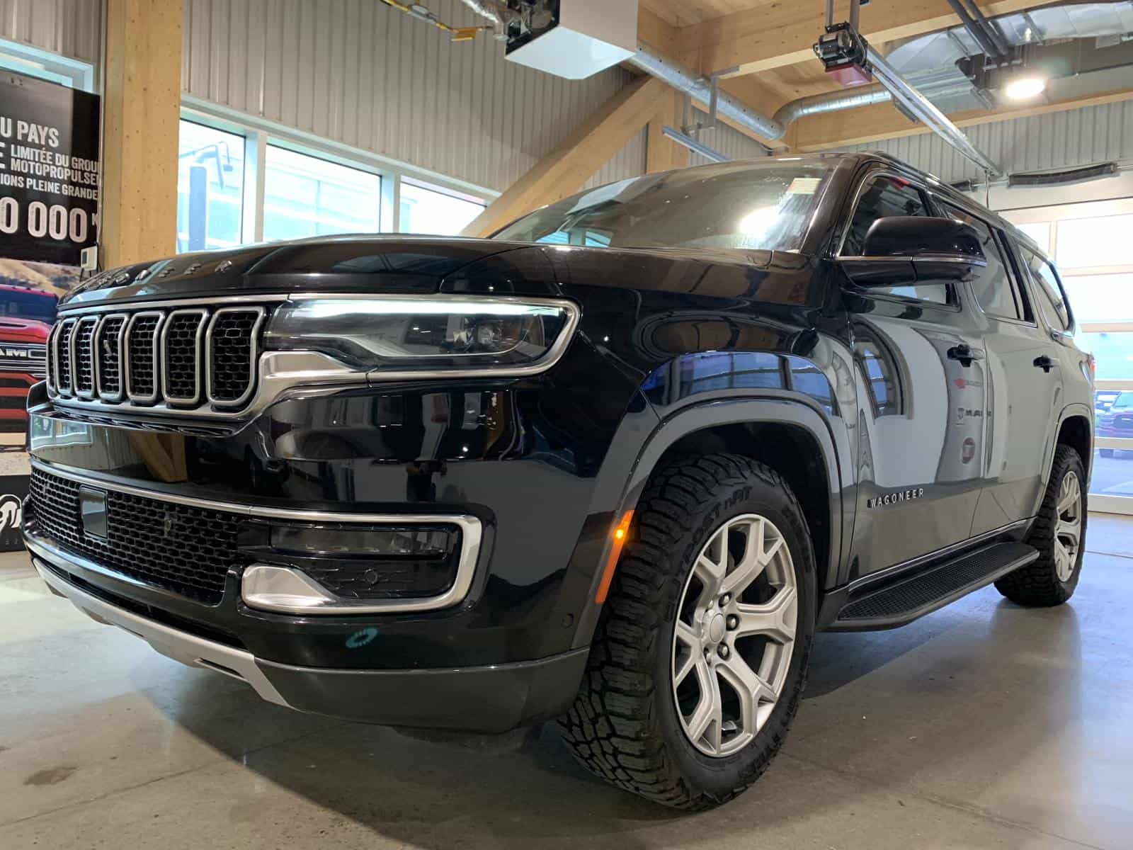 2022 Jeep Wagoneer Series II - Image 1