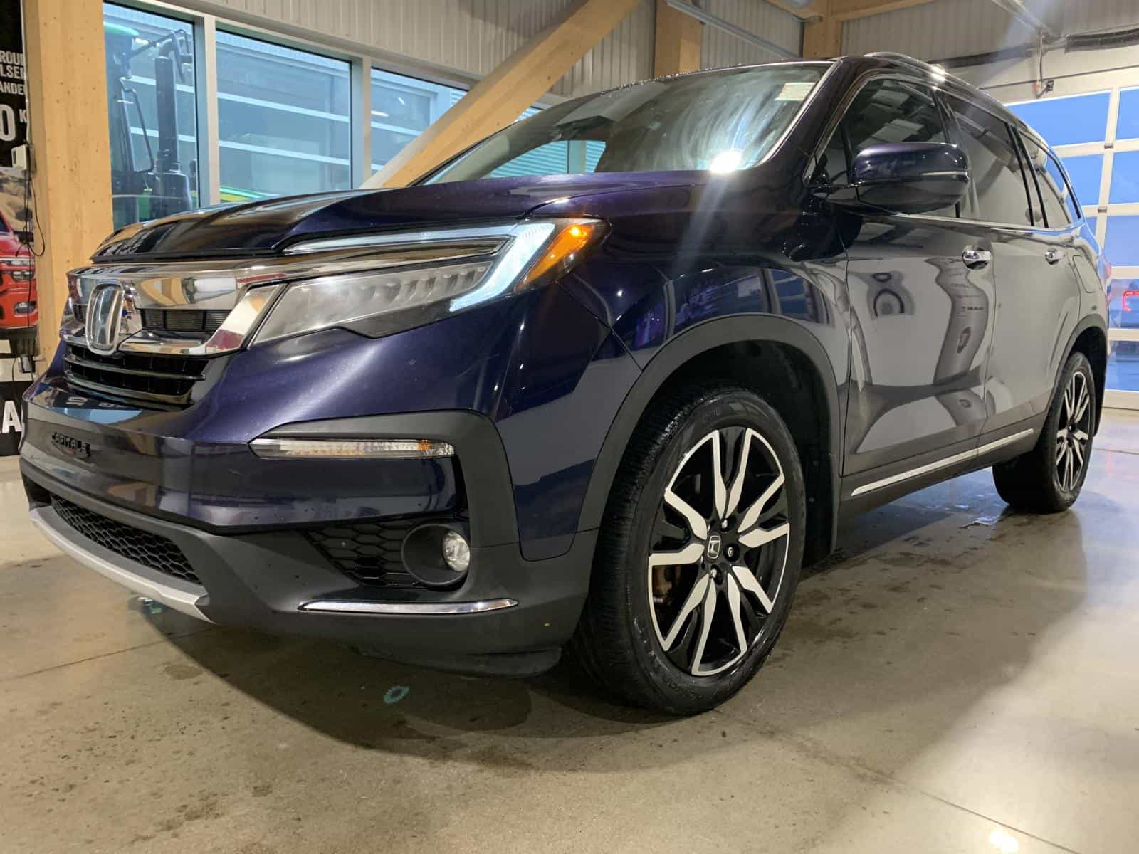 2019 Honda Pilot Touring - Image 1