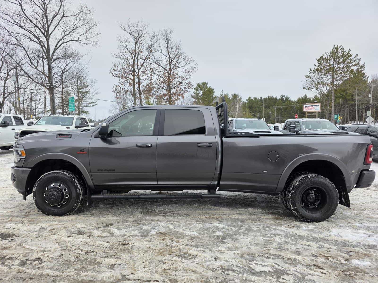 2020 RAM 3500 Laramie - Image 8