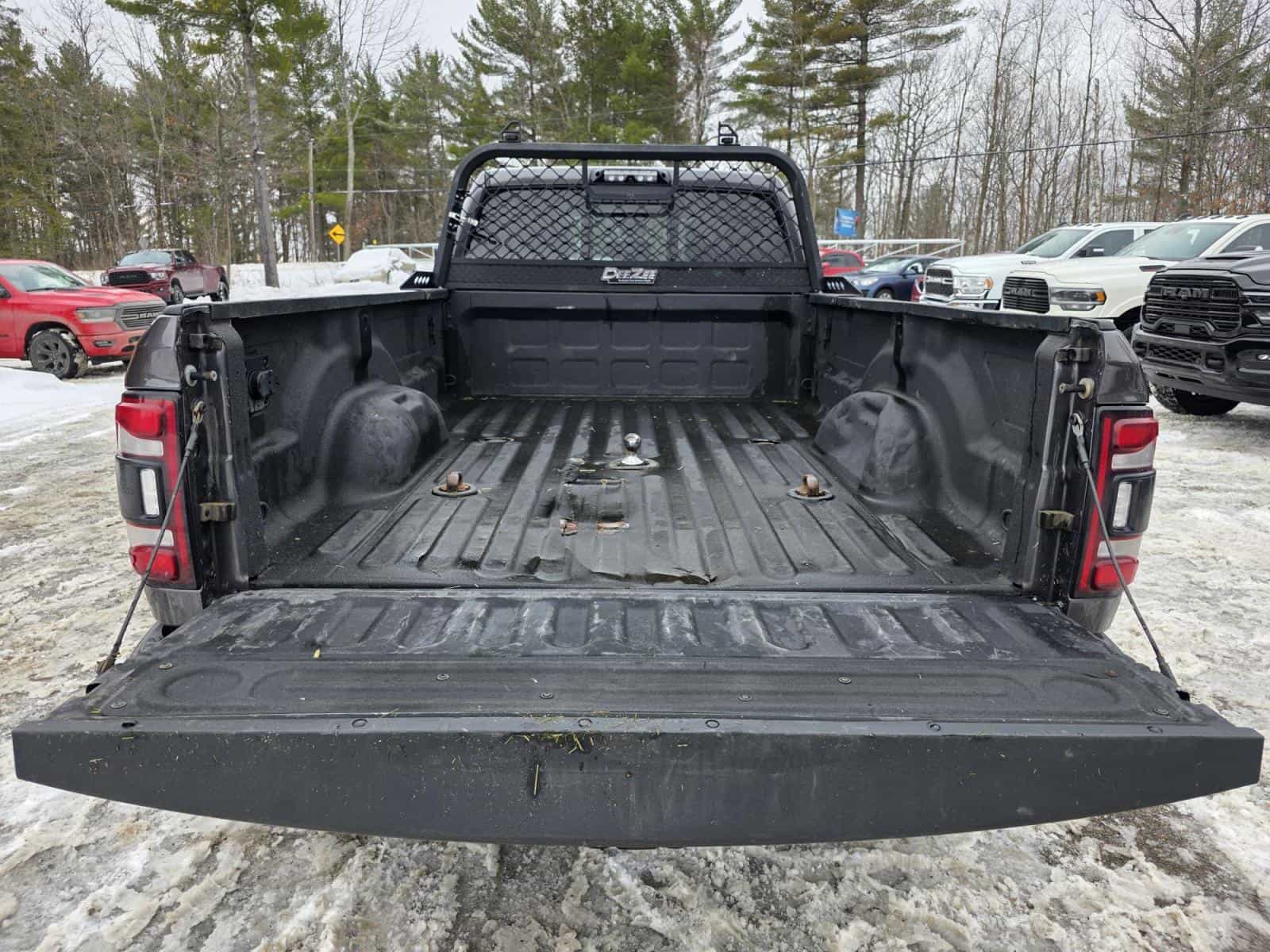 2020 RAM 3500 Laramie - Image 23