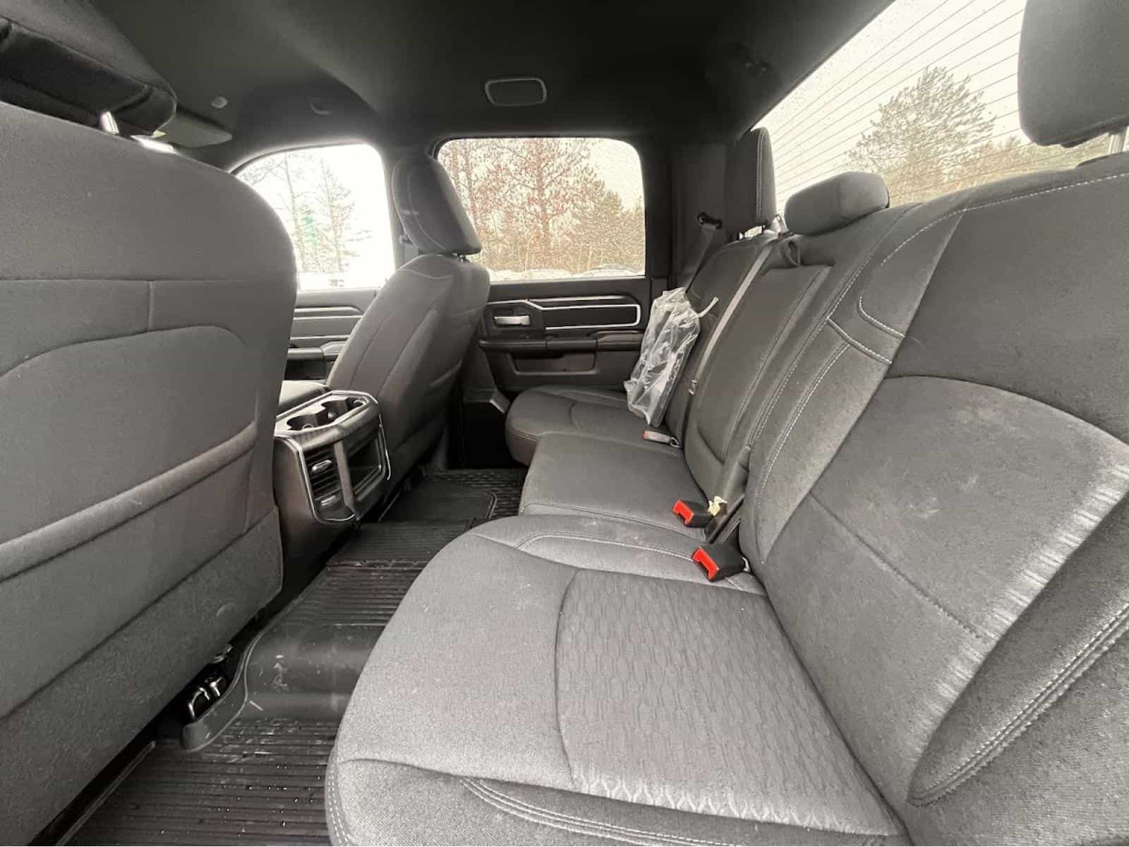 2025 RAM 2500 Big Horn - Image 16