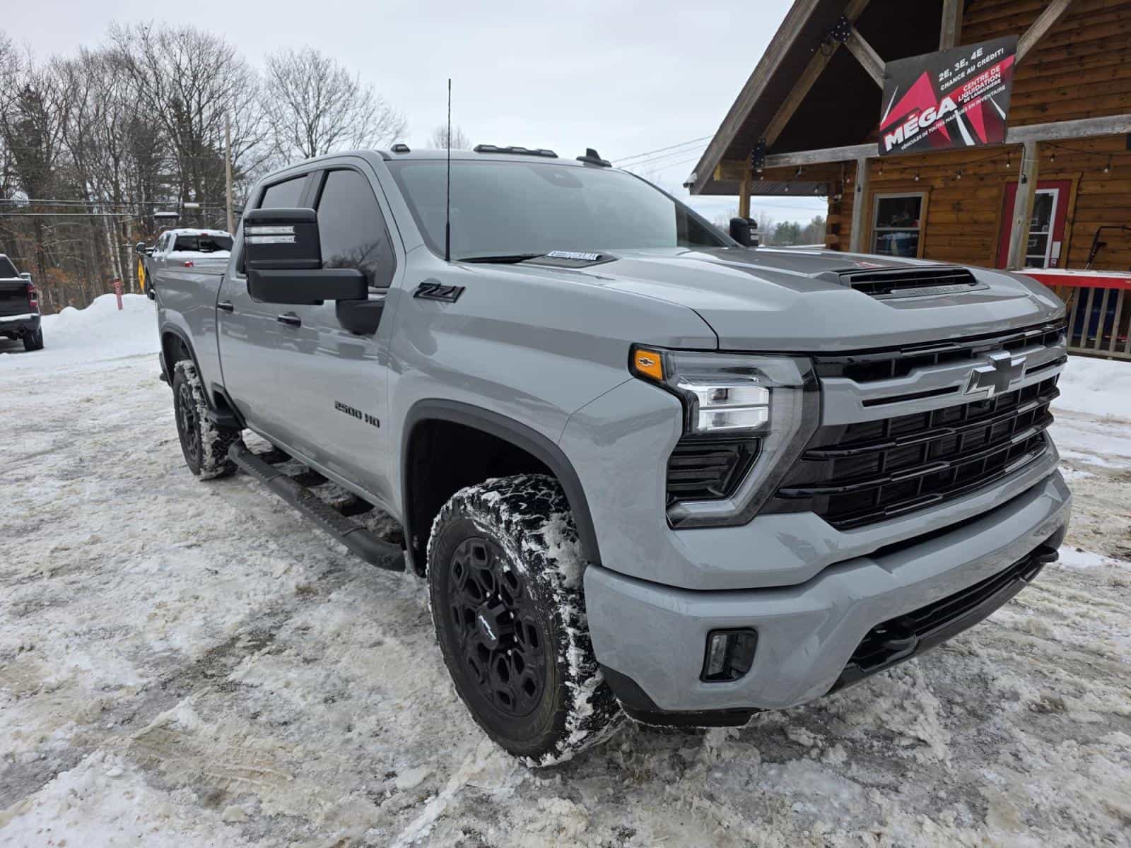 2024 Chevrolet Silverado 2500 LT - Image 3