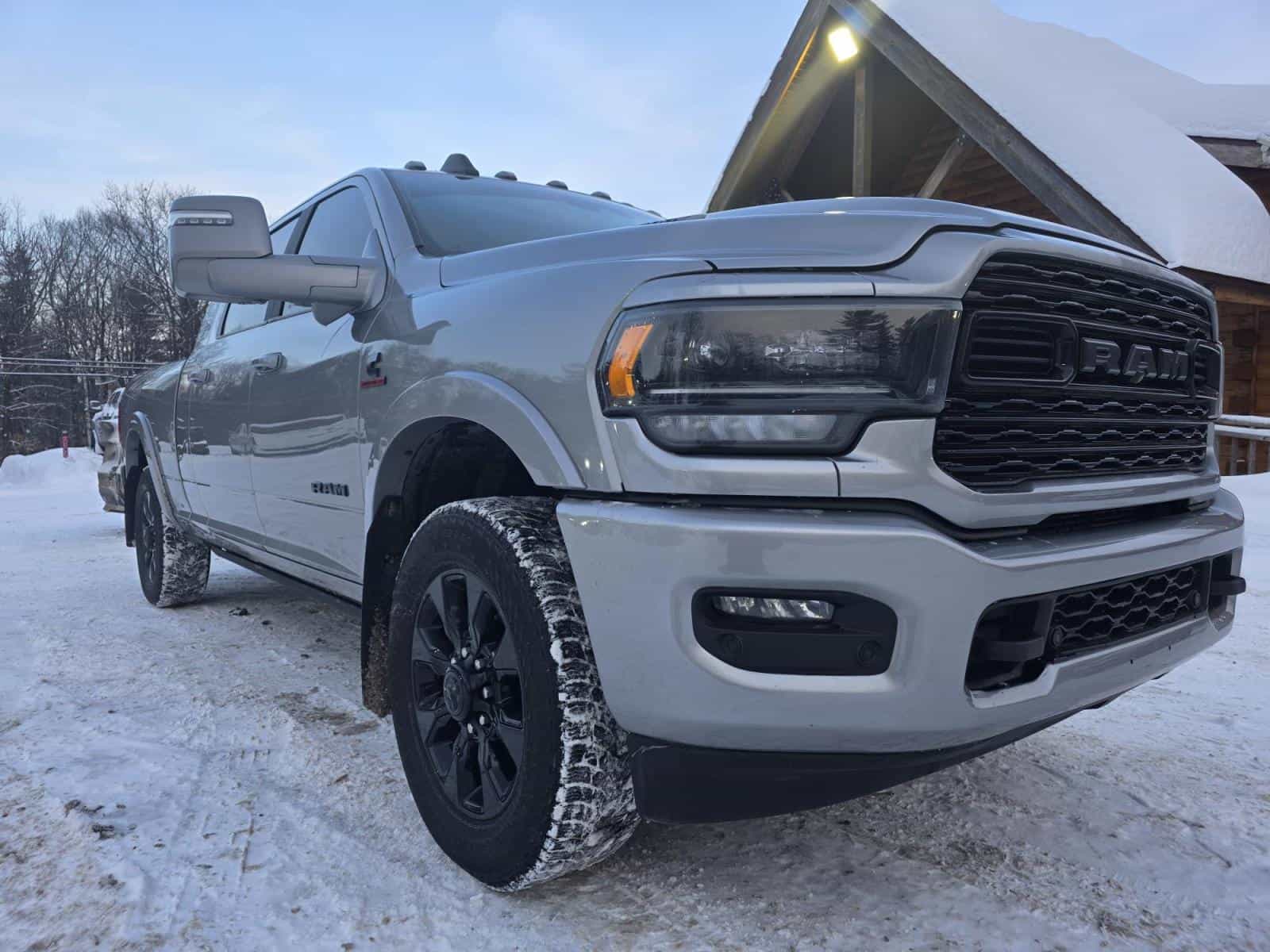 2023 RAM 2500 Limited - Image 3