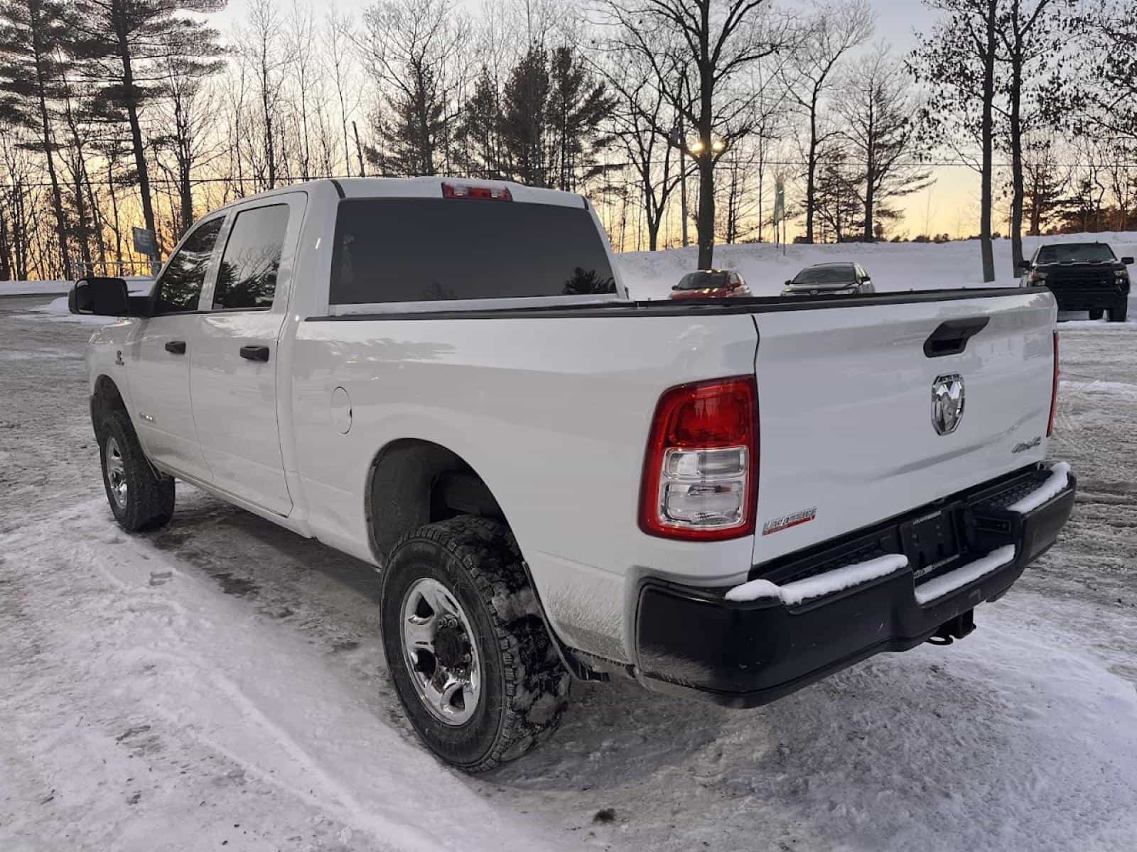2022 RAM 2500 Tradesman - Image 11