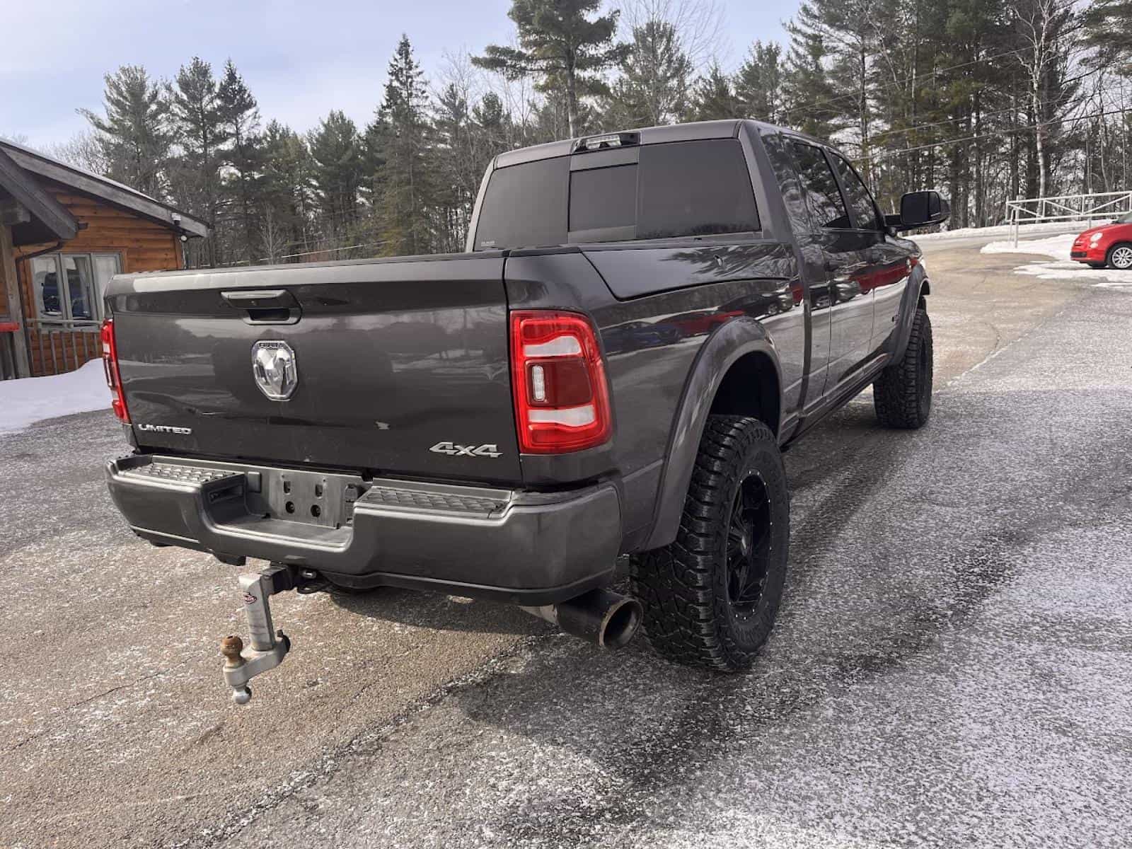 2021 RAM 3500 Limited - Image 10