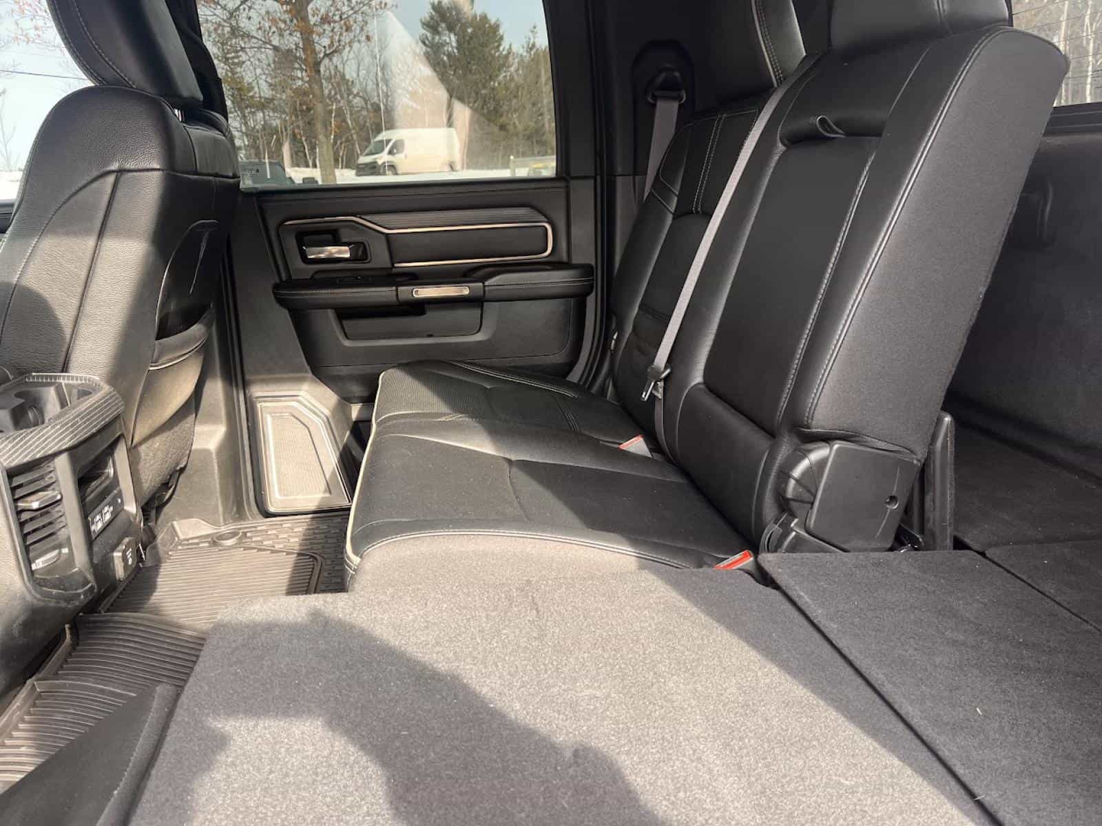 2021 RAM 3500 Limited - Image 16