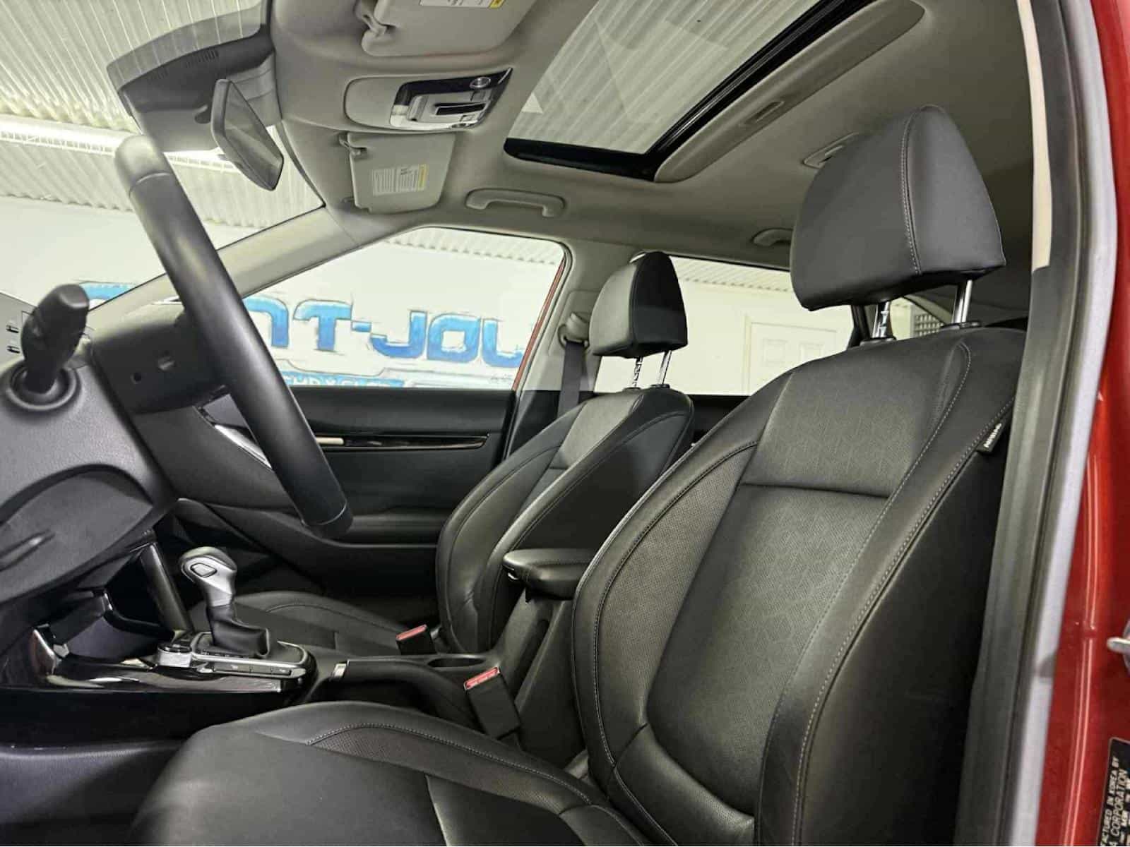 2025 Kia Seltos EX - Image 14