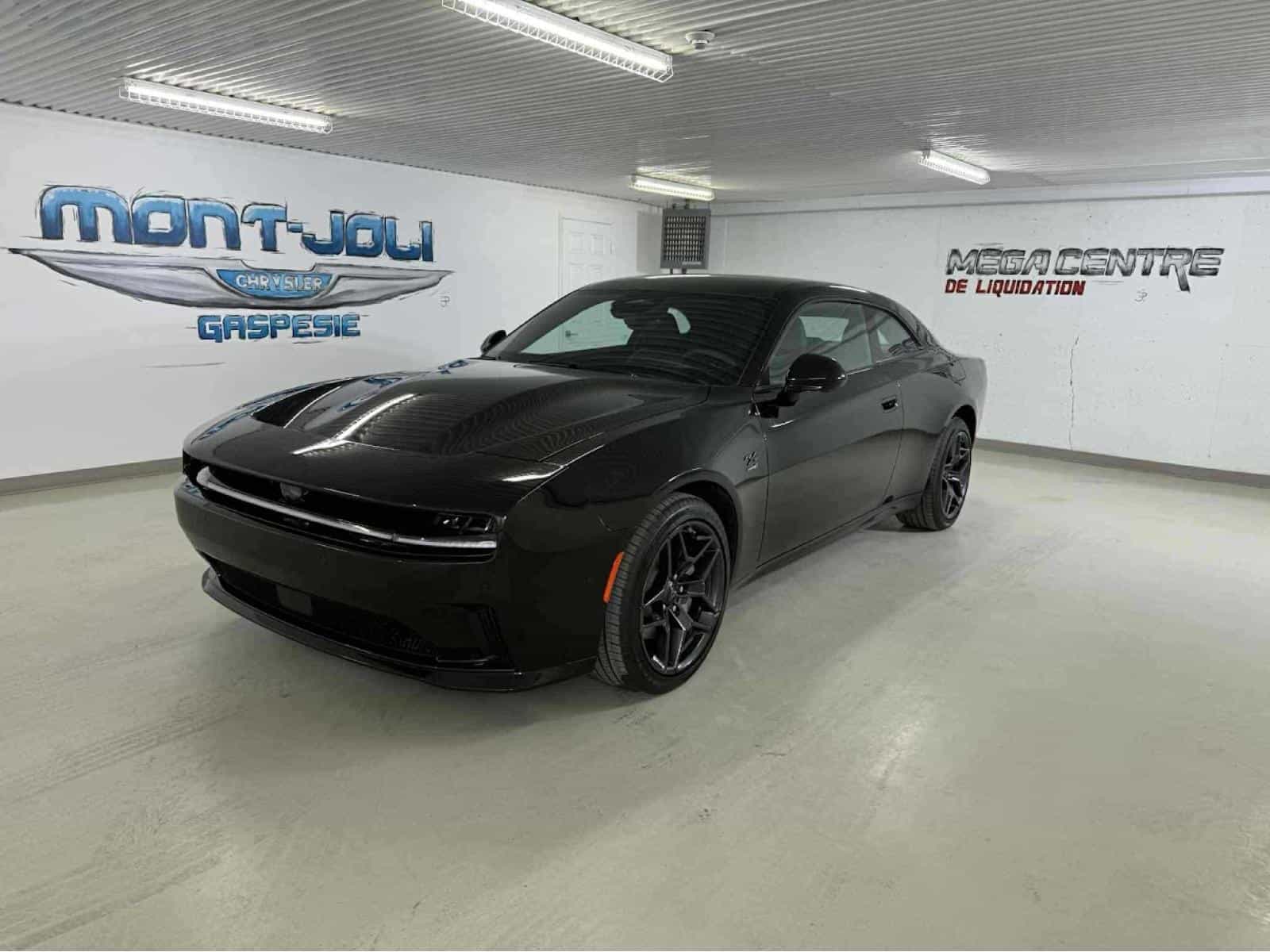 2024 Dodge Charger Daytona EV R/T - Image 1