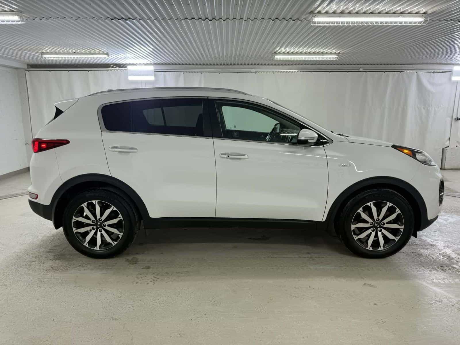 2017 Kia SPORTAGE EX EX - Image 6