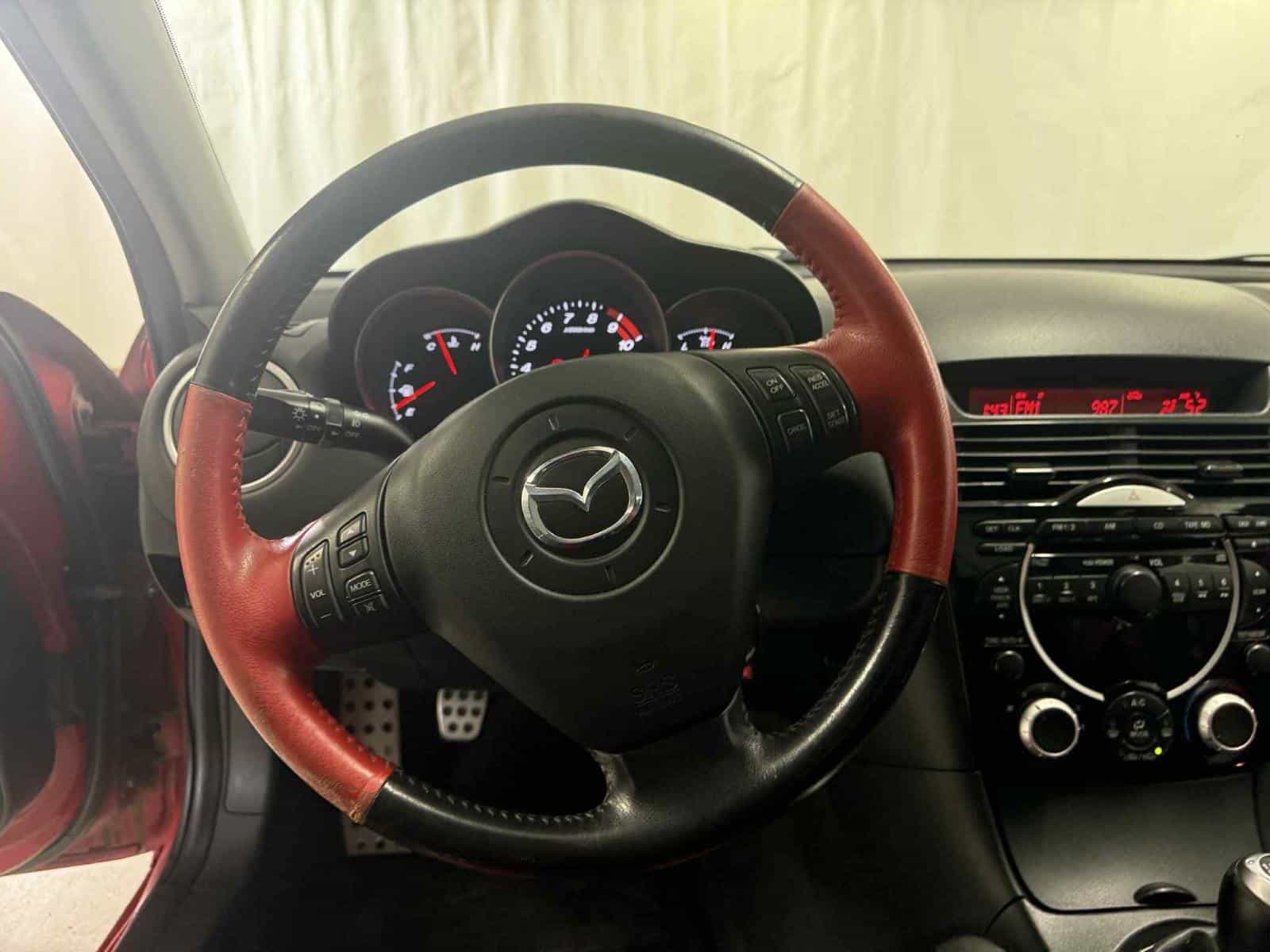 2004 Mazda RX-8 GT - Image 9