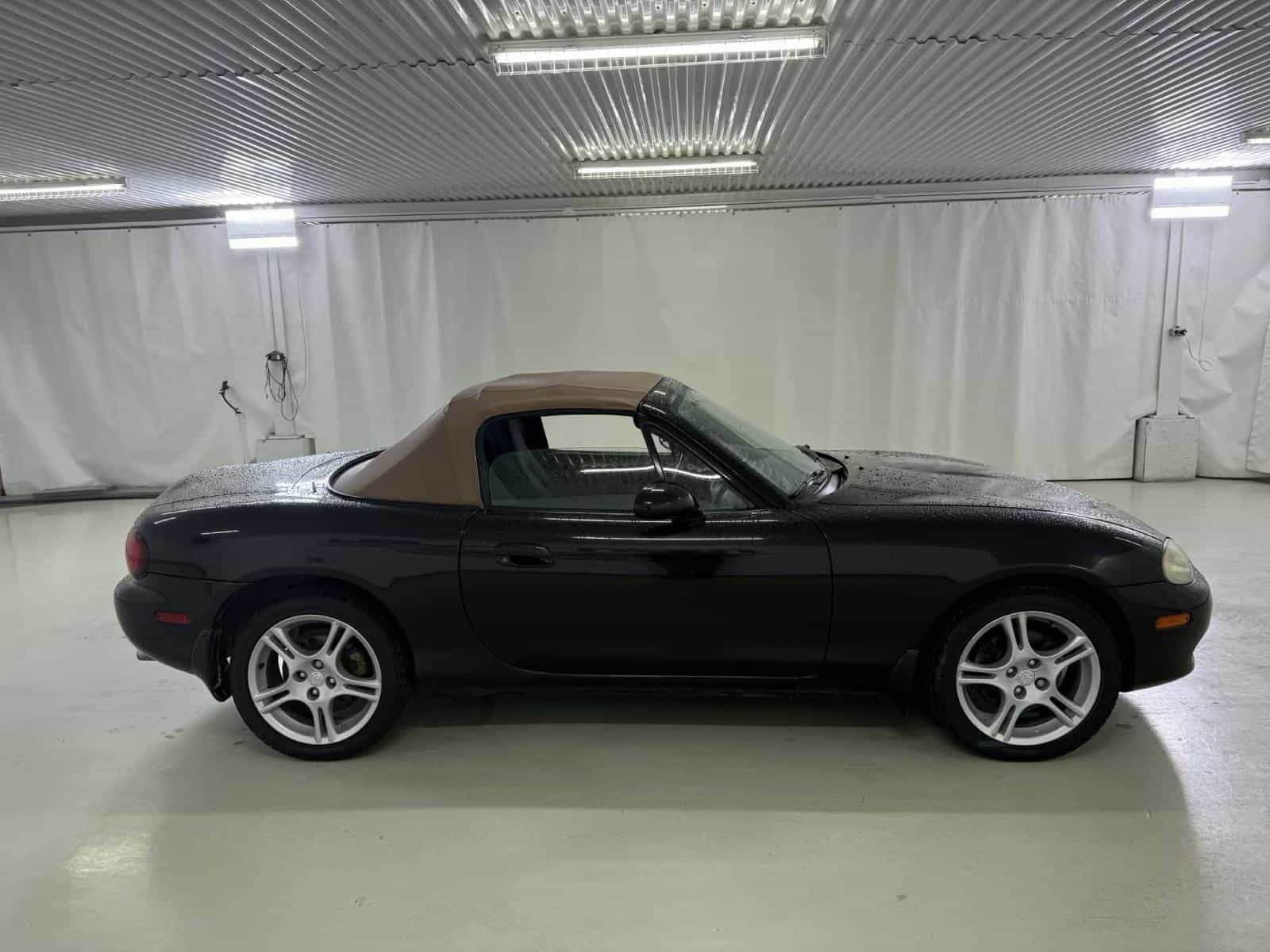 2004 Mazda Miata GX - Image 6