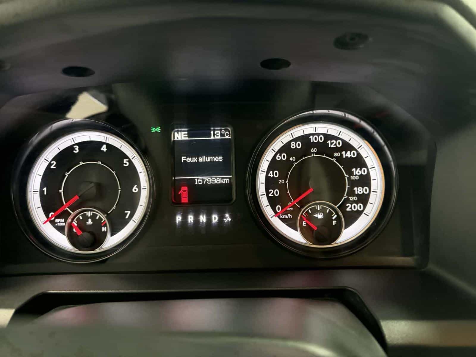 2016 RAM 1500 SLT SLT - Image 14