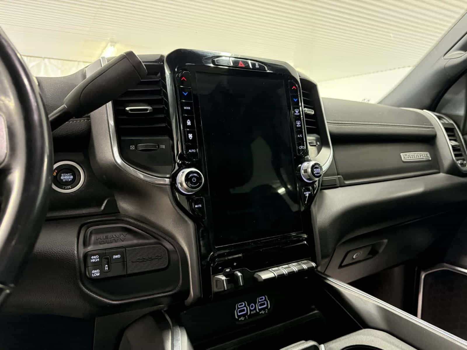 2023 RAM 2500 Laramie - Image 12