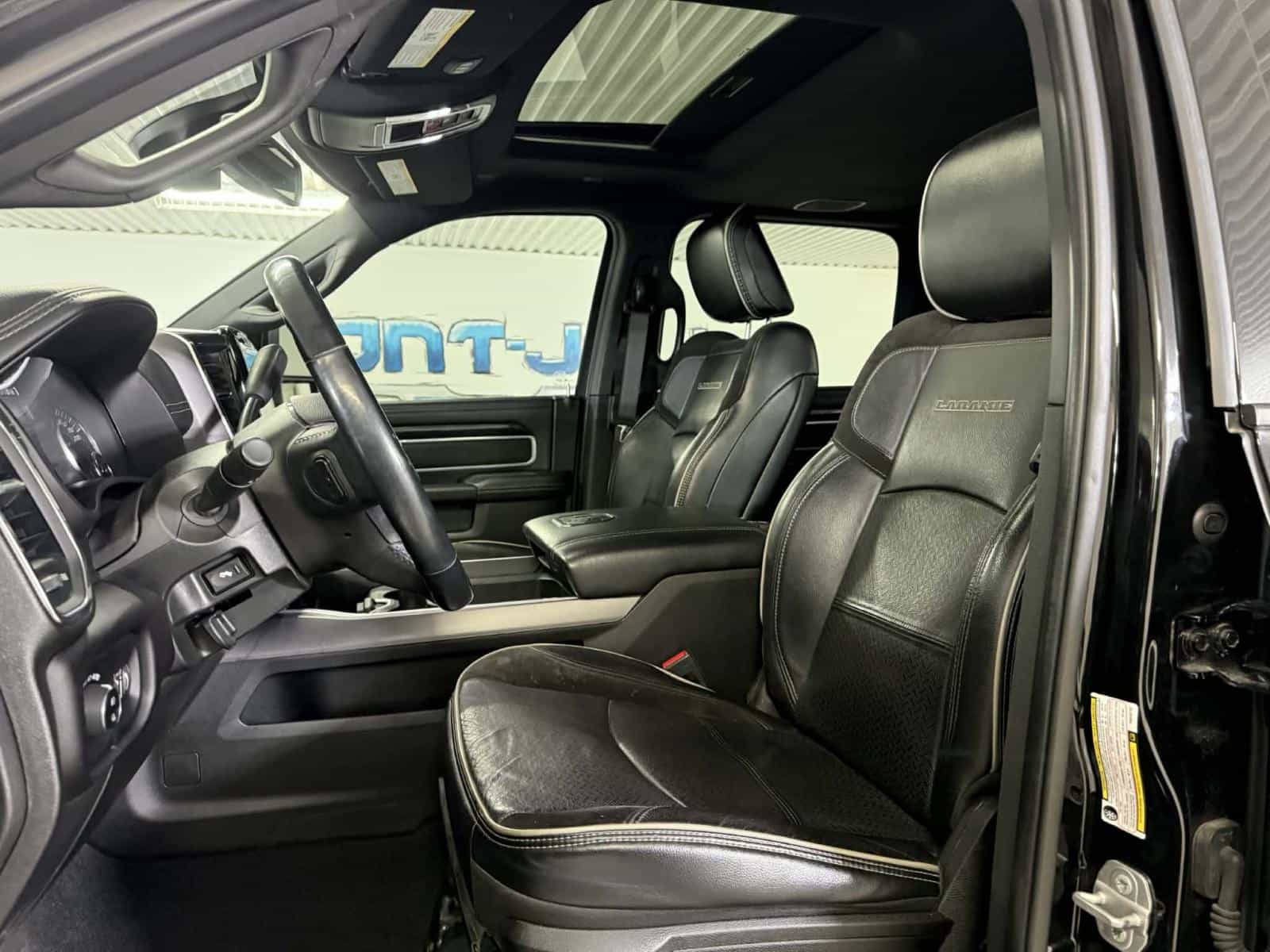 2023 RAM 2500 LARAMIE Laramie - Image 10