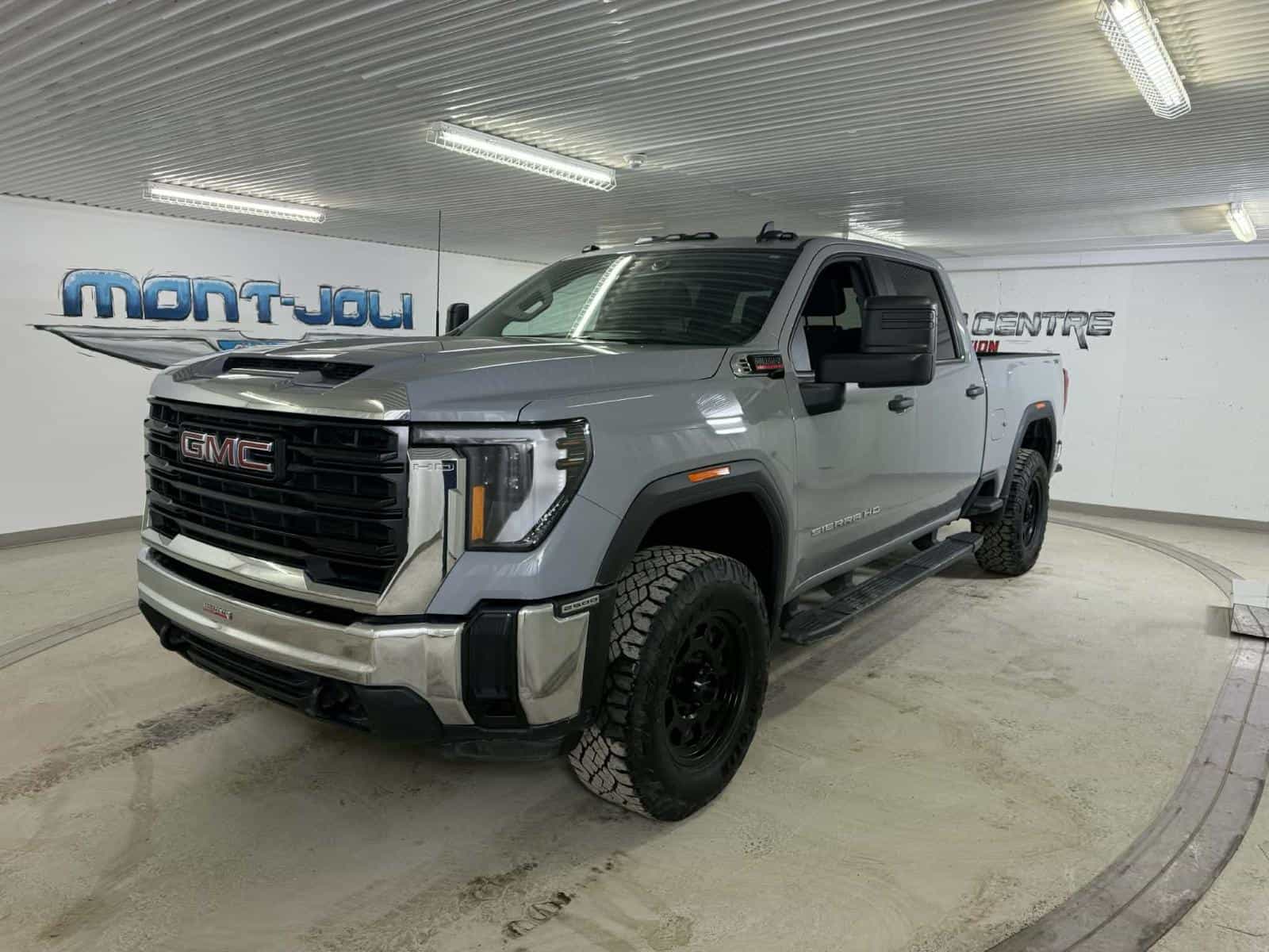 2024 GMC Sierra 2500 SLE - Image 1