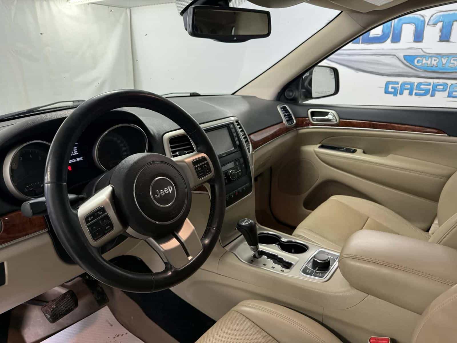 2011 Jeep Grand Cherokee Limited Limited - Image 11