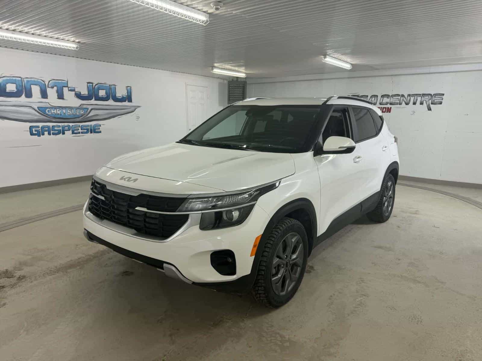 2024 Kia SELTOS LX LX - Image 1